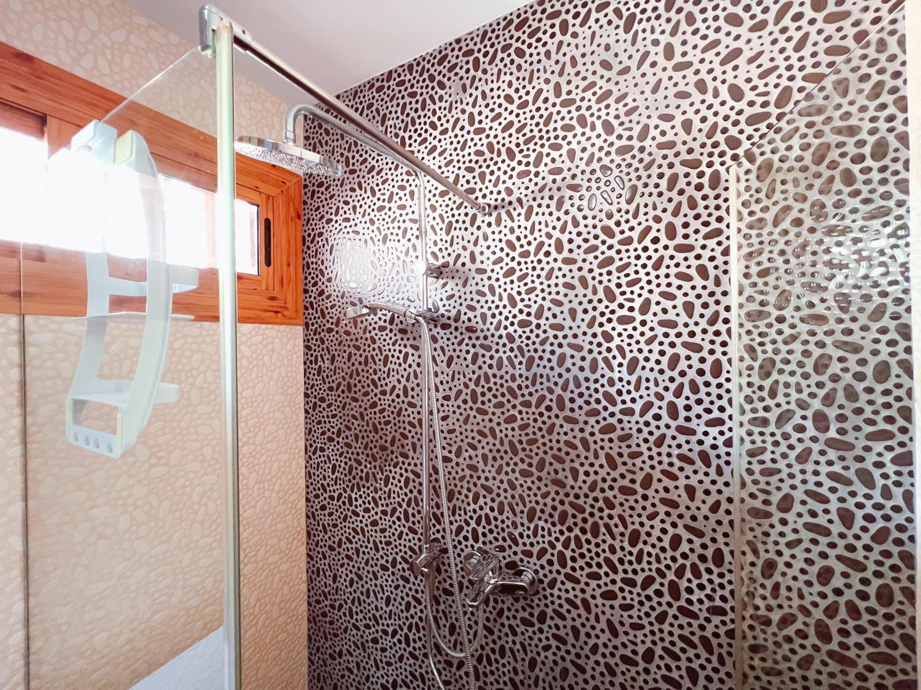 Studio In Paraiso Royal, Playa De Las Americas en Playa de las Americas — bathroom