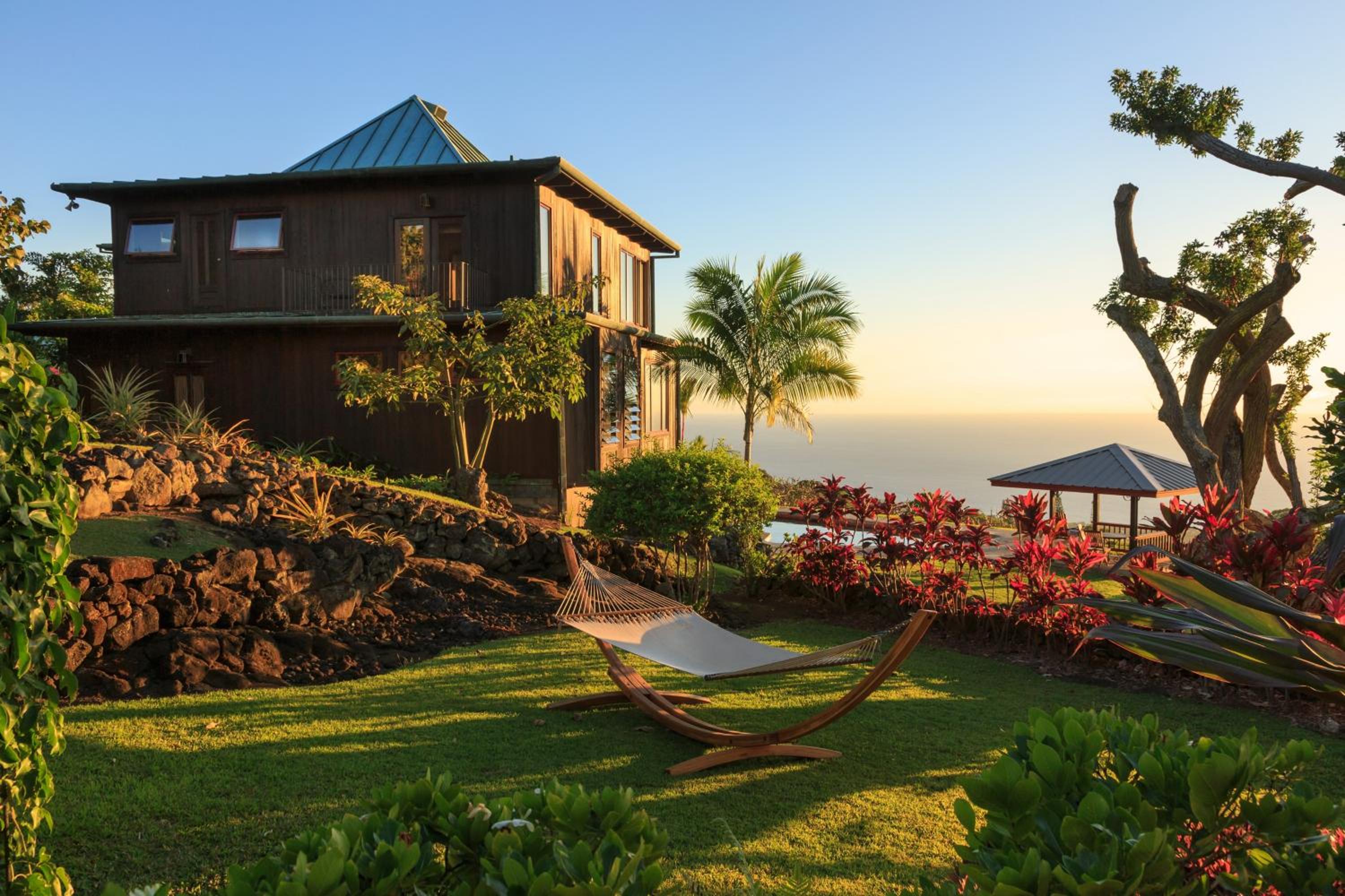Hotel Holualoa Inn