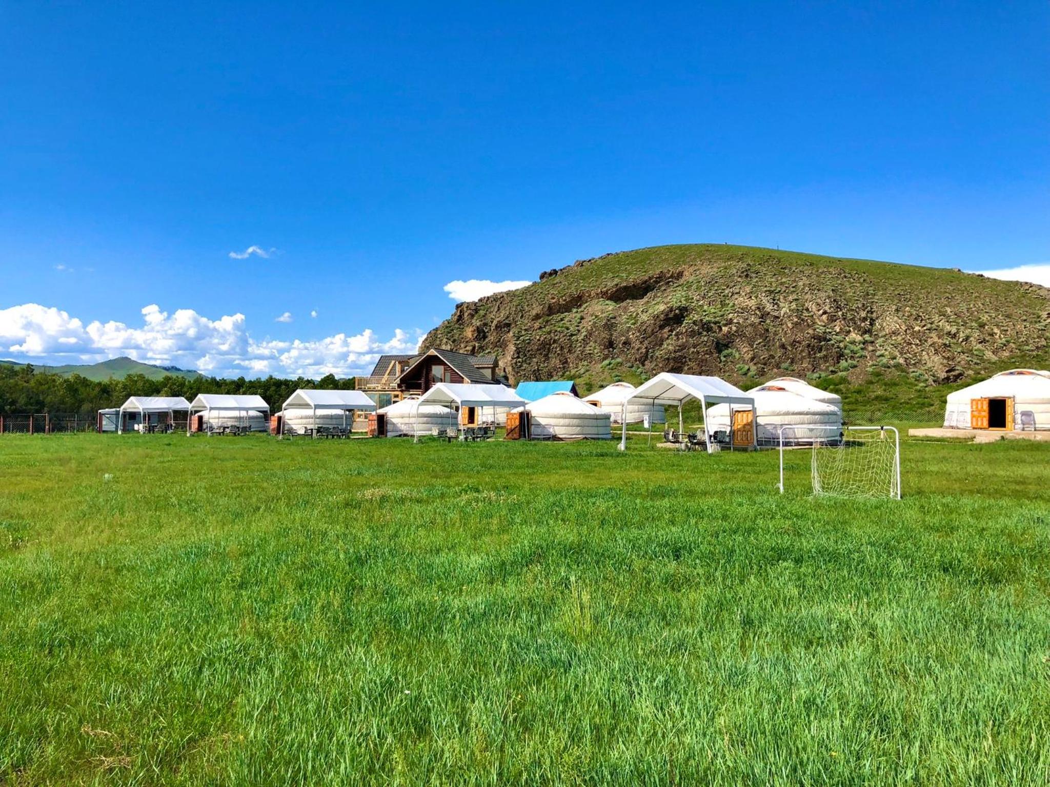 Kayak Camp, Tsonjinboldog
