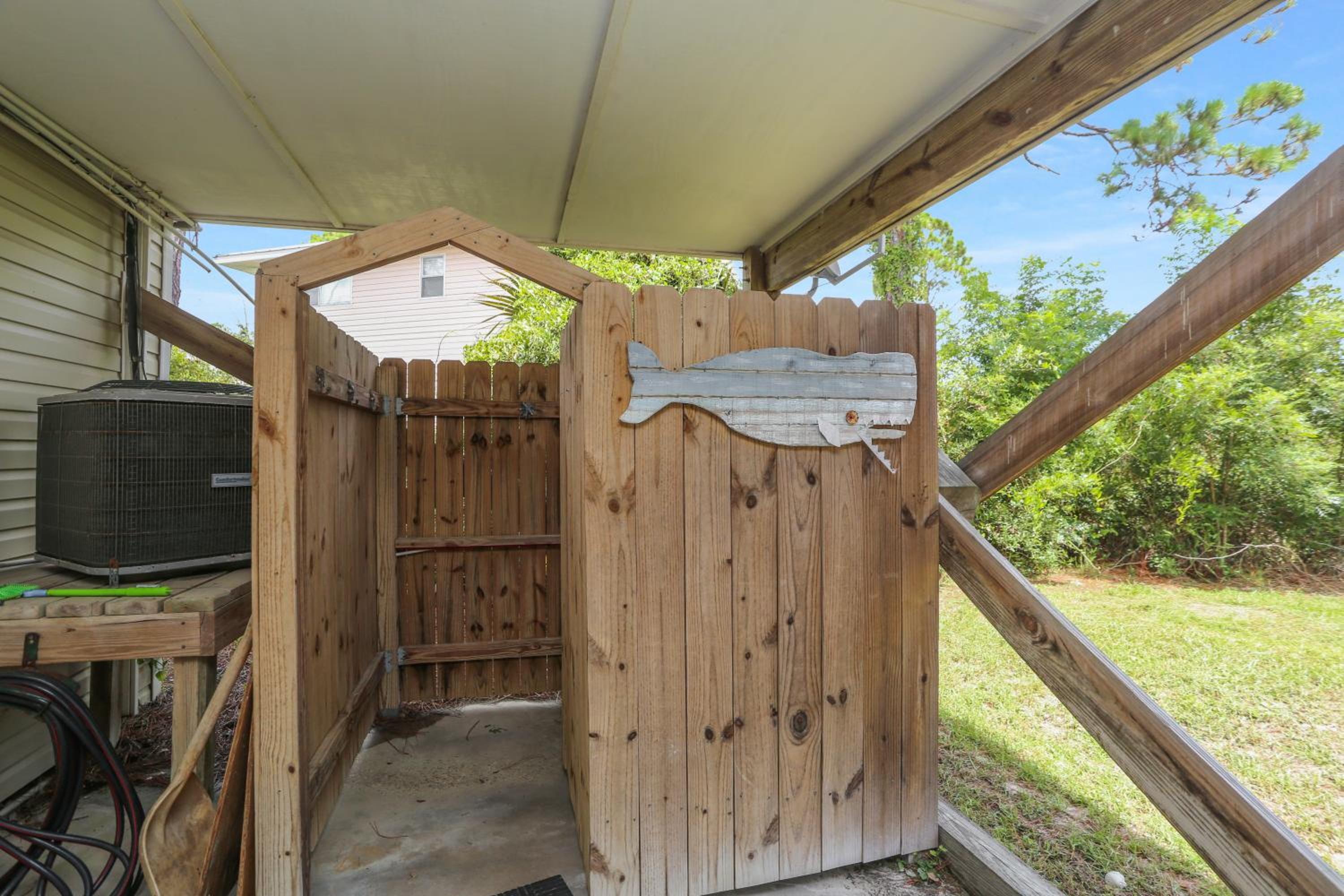 Woofs and Waves by Pristine Properties Vacation Rentals