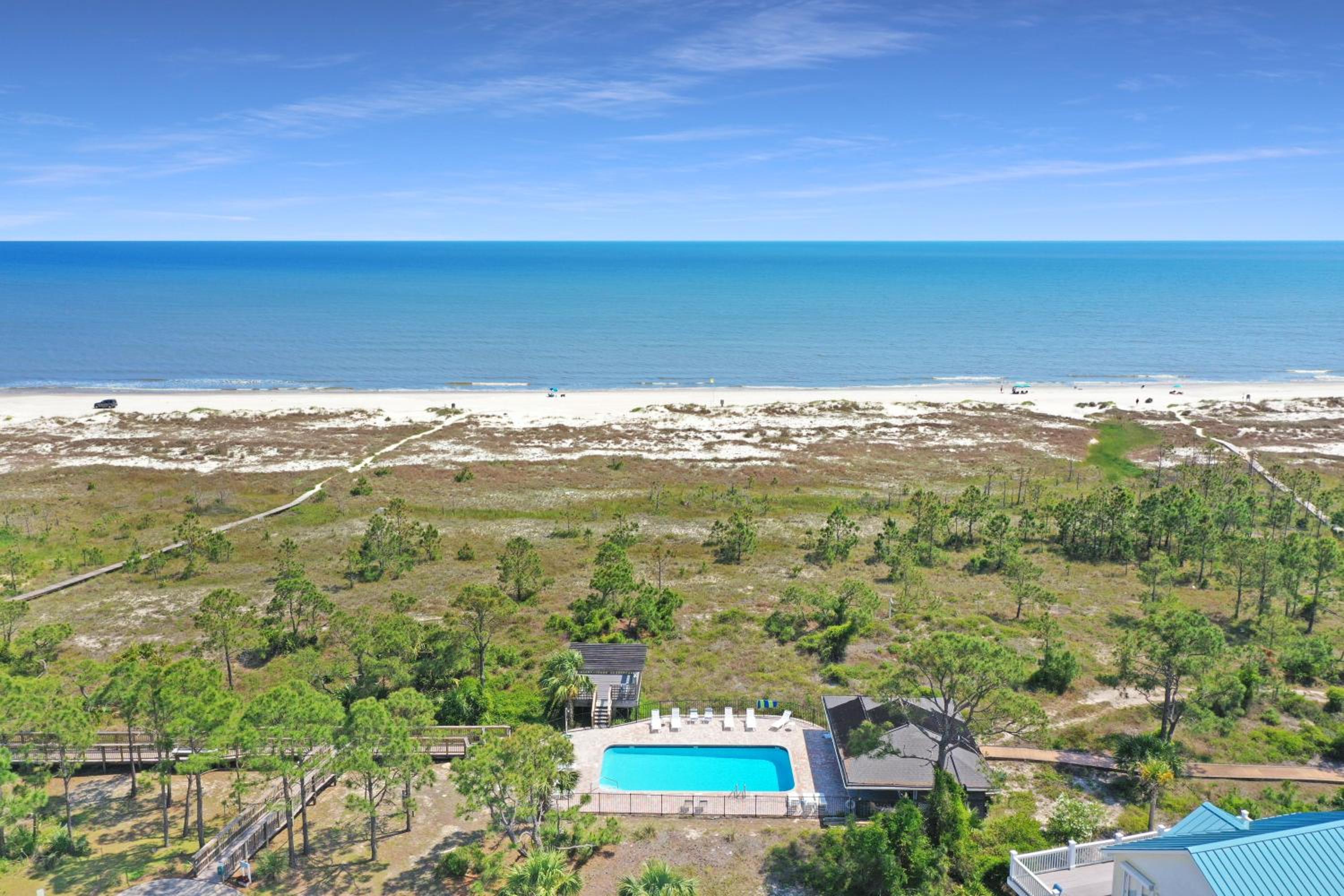 Woofs and Waves by Pristine Properties Vacation Rentals