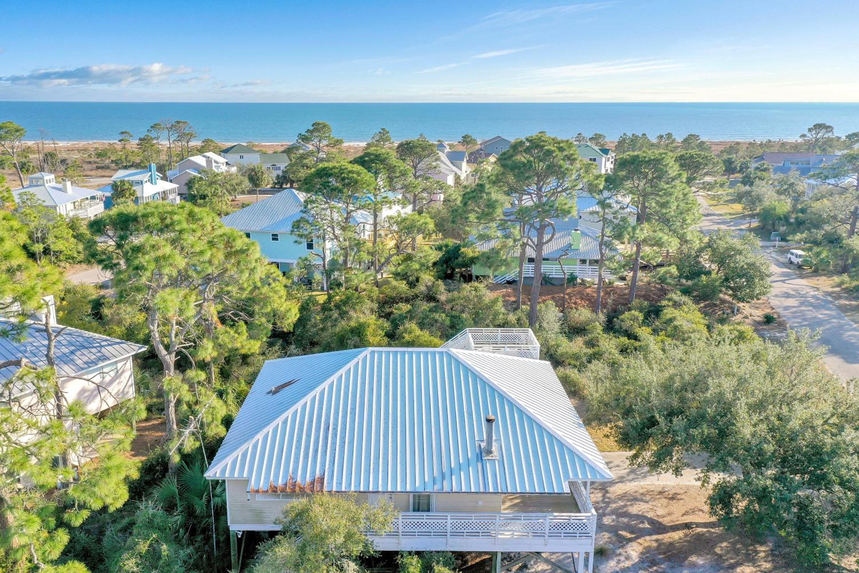 Woofs and Waves by Pristine Properties Vacation Rentals