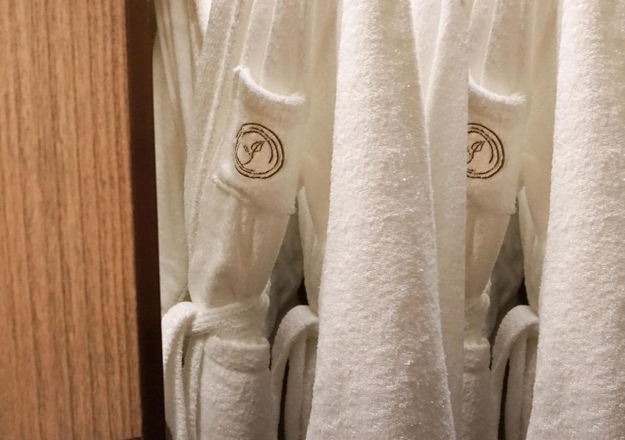 Oasis Aurum 181 Hotel