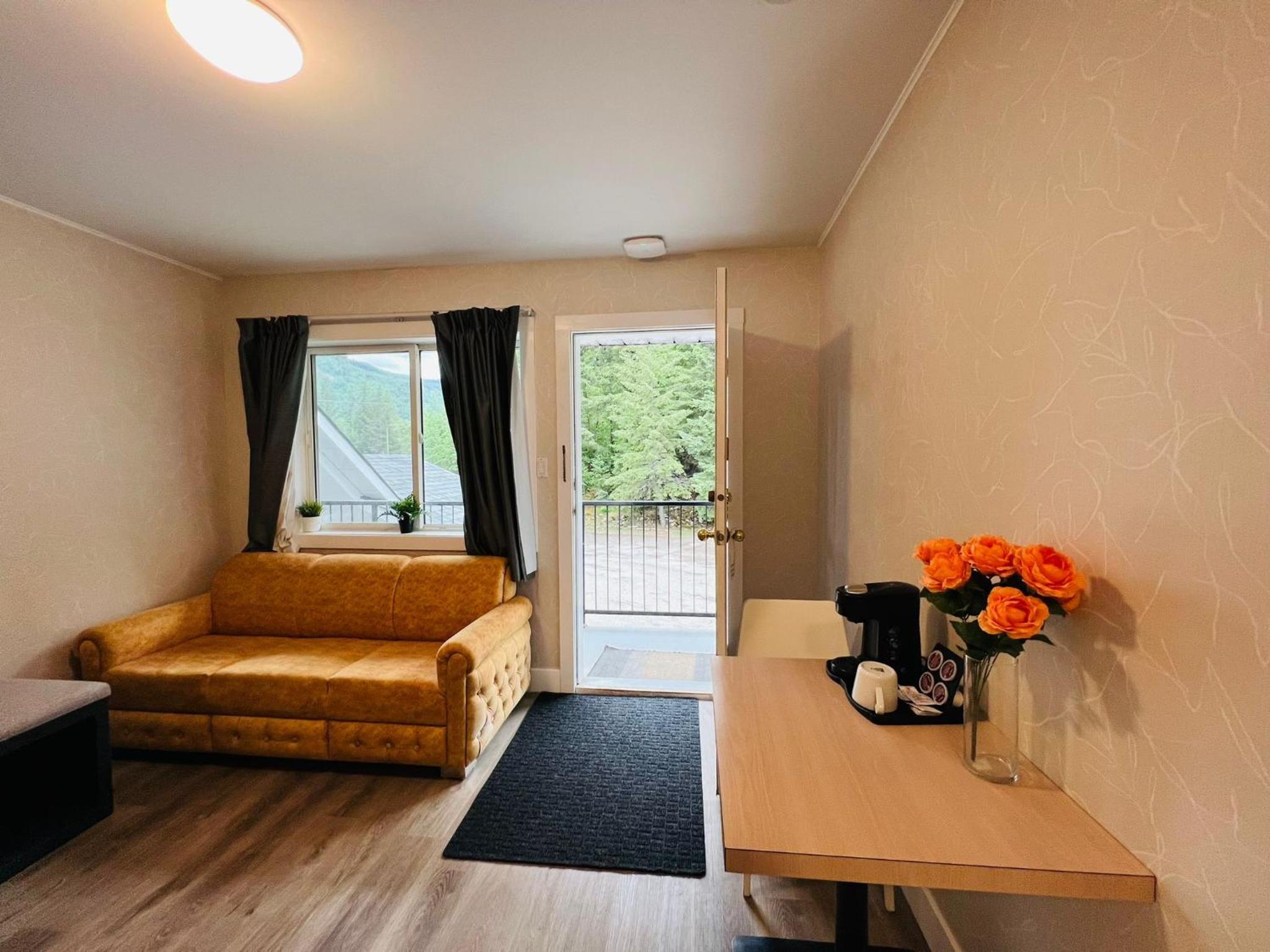 Hotel Civilia Lakeside by Civilia Golf Retreat