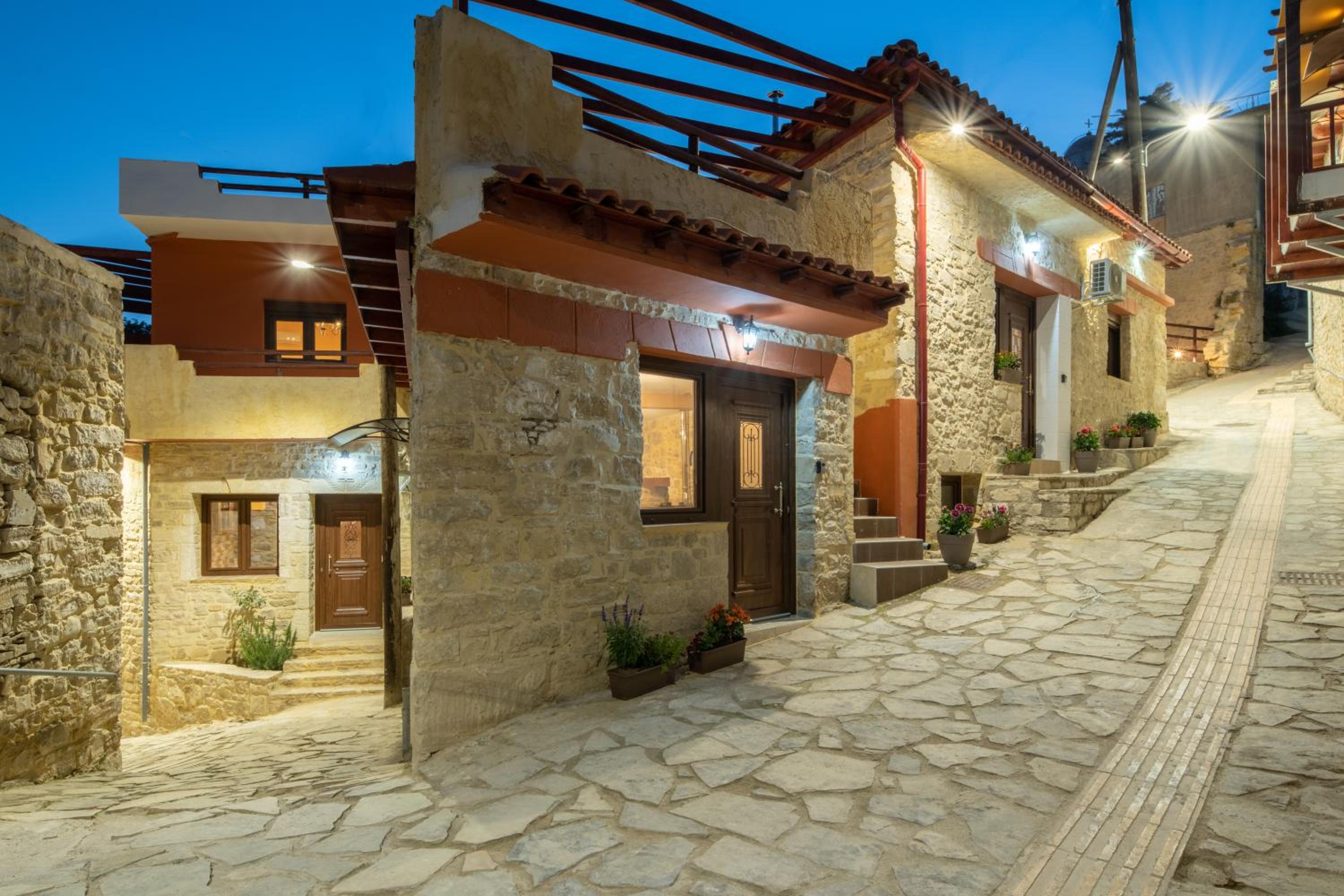 Draganigo Luxury Stone Houses 40 min from Matala