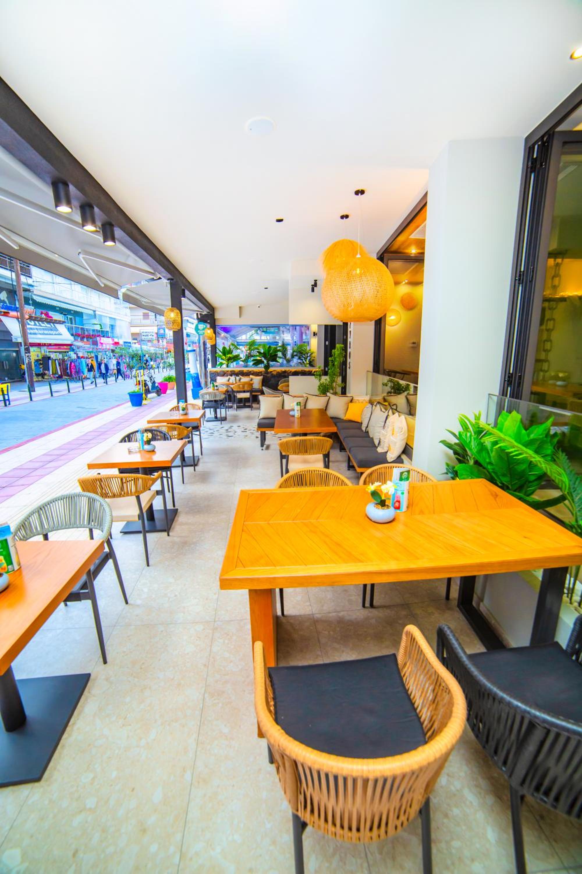restaurant