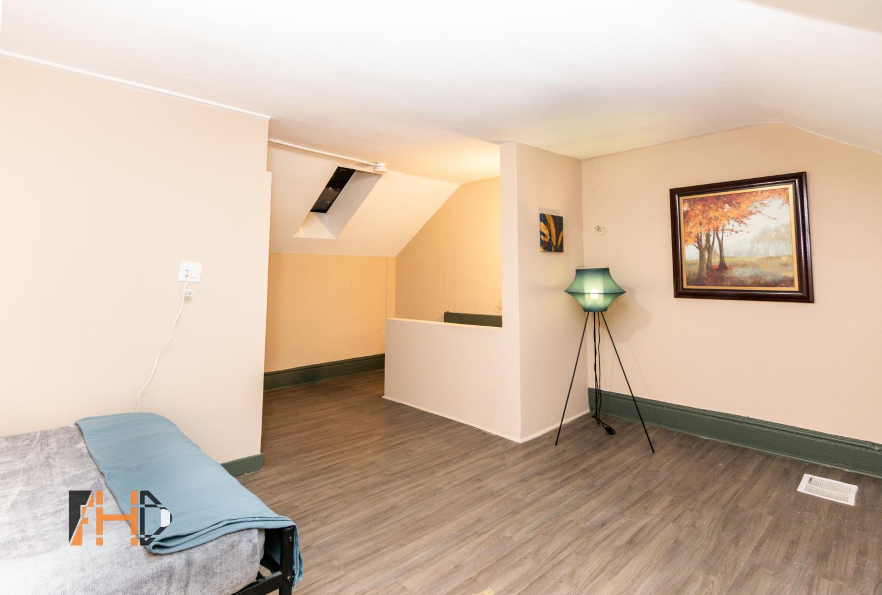 Toronto Vacations - Downtown Retreat, Spacious 3-Bedroom Urban Getaway - Property Image 4