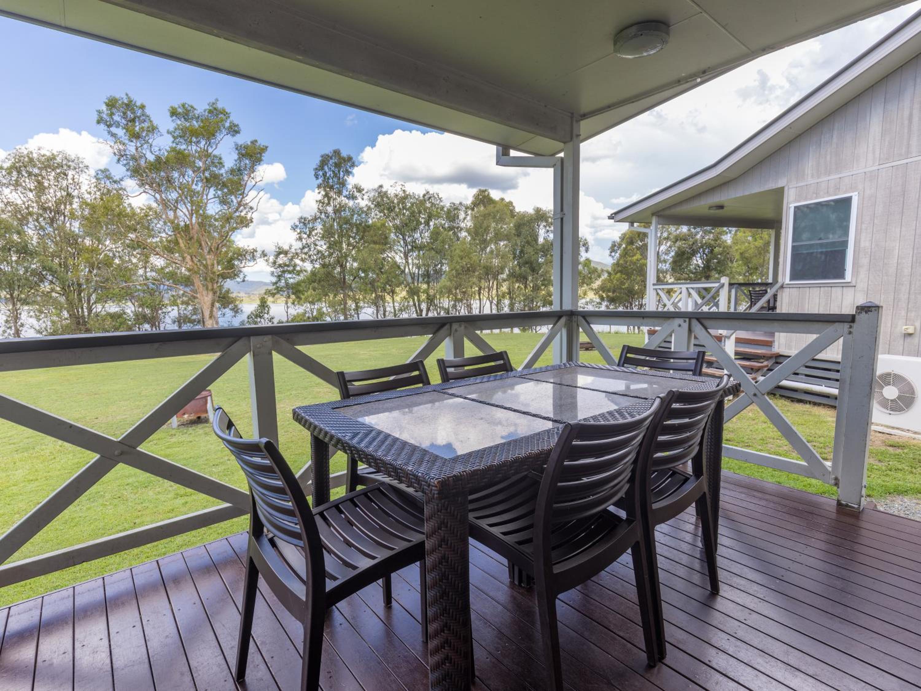 NRMA Lake Somerset Holiday Park