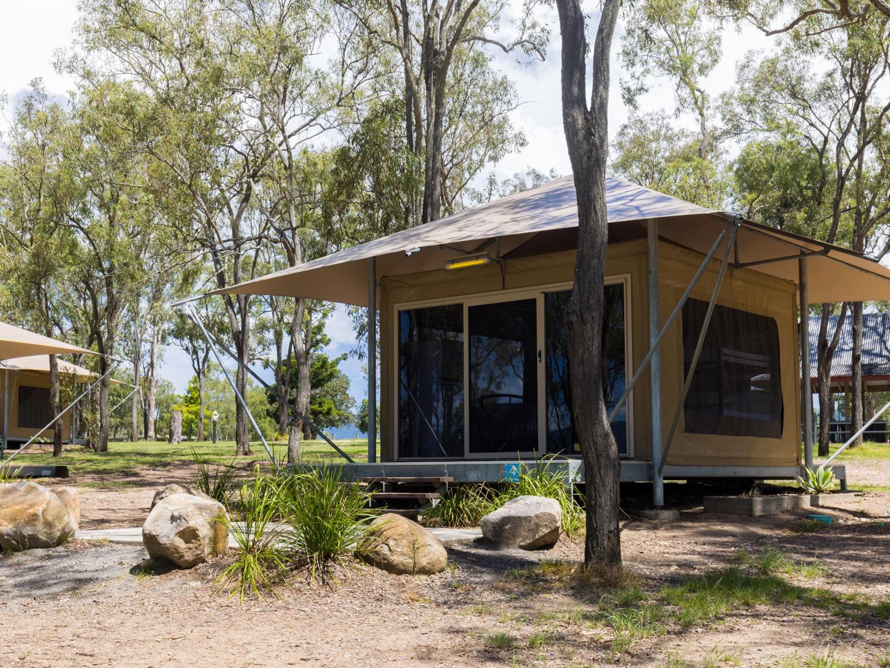 NRMA Lake Somerset Holiday Park