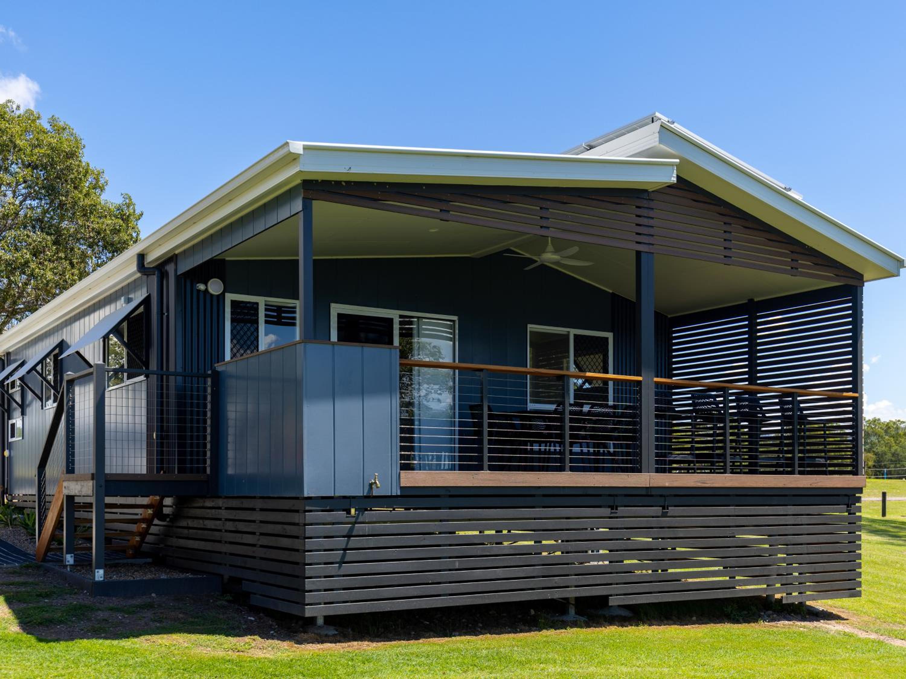 NRMA Lake Somerset Holiday Park