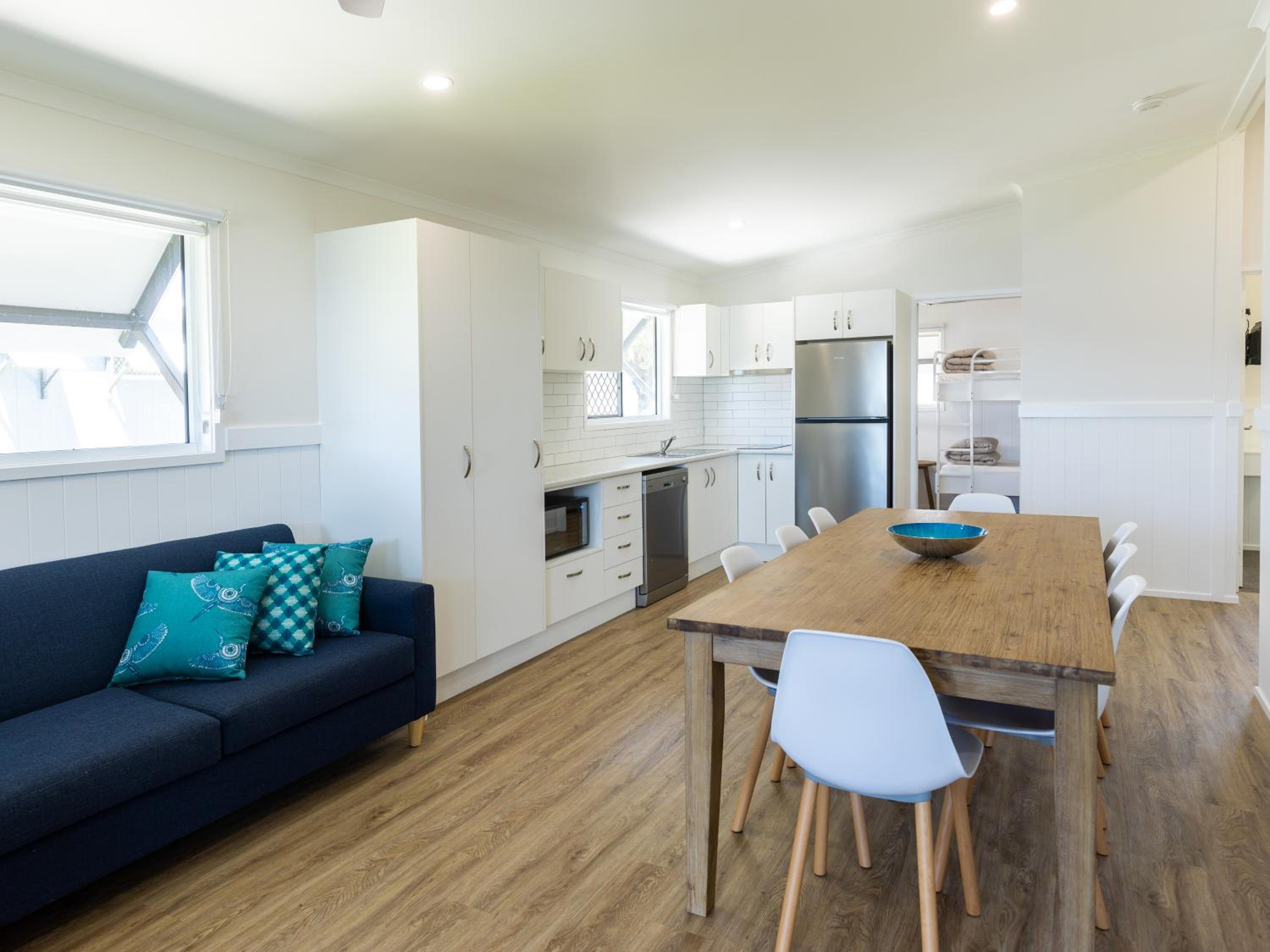 NRMA Lake Somerset Holiday Park