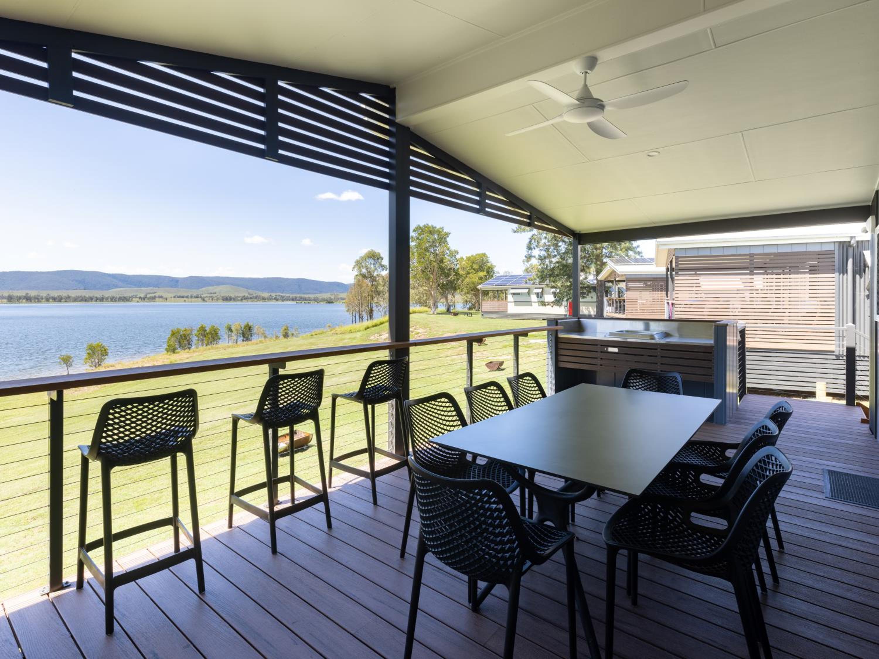 NRMA Lake Somerset Holiday Park