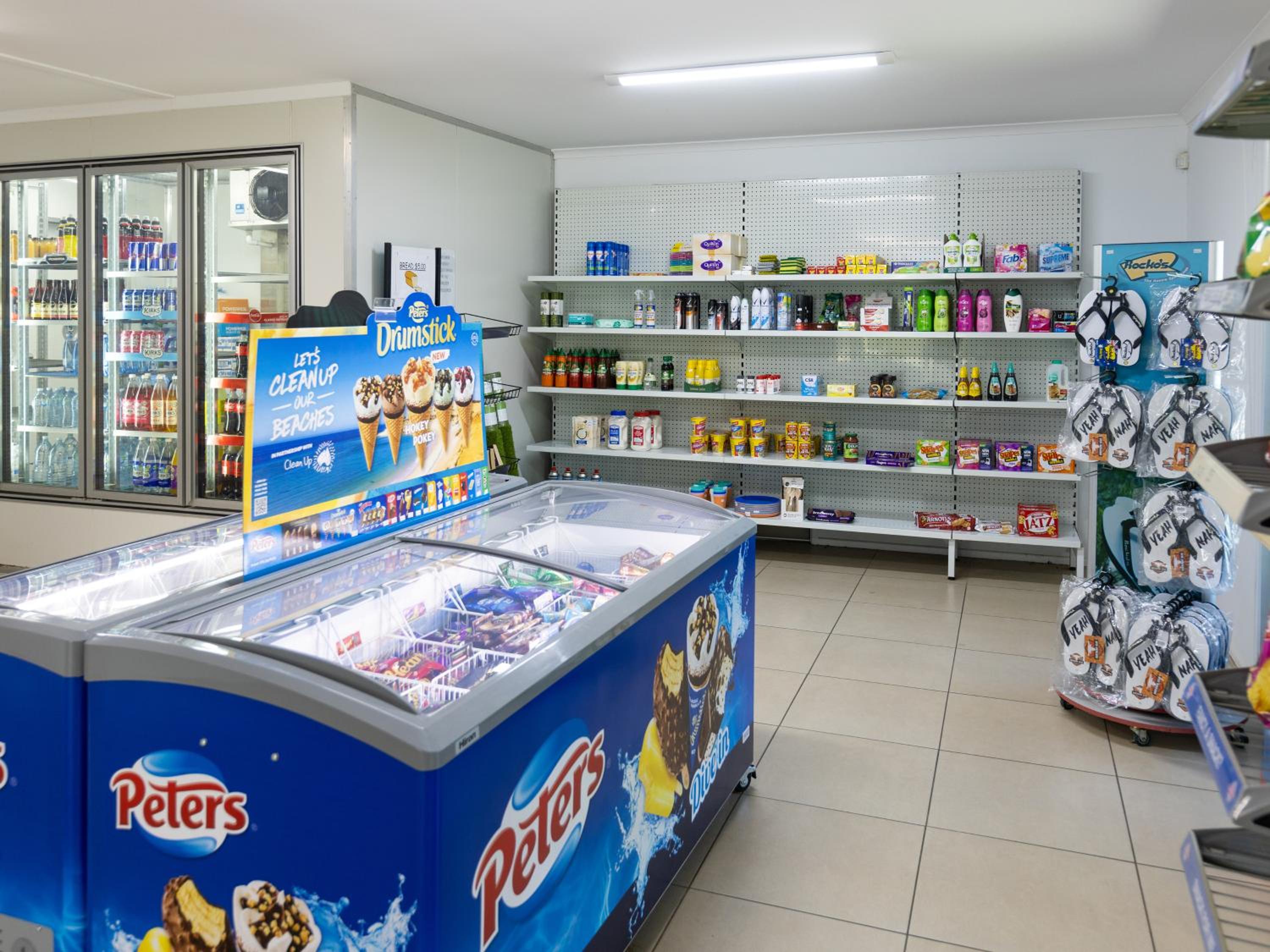 NRMA Lake Somerset Holiday Park