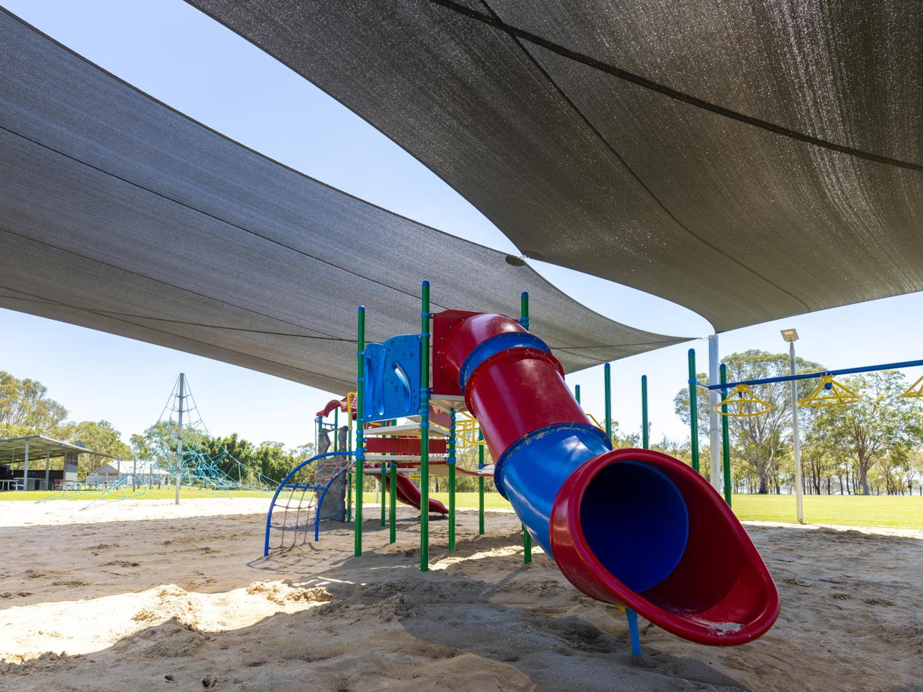 NRMA Lake Somerset Holiday Park