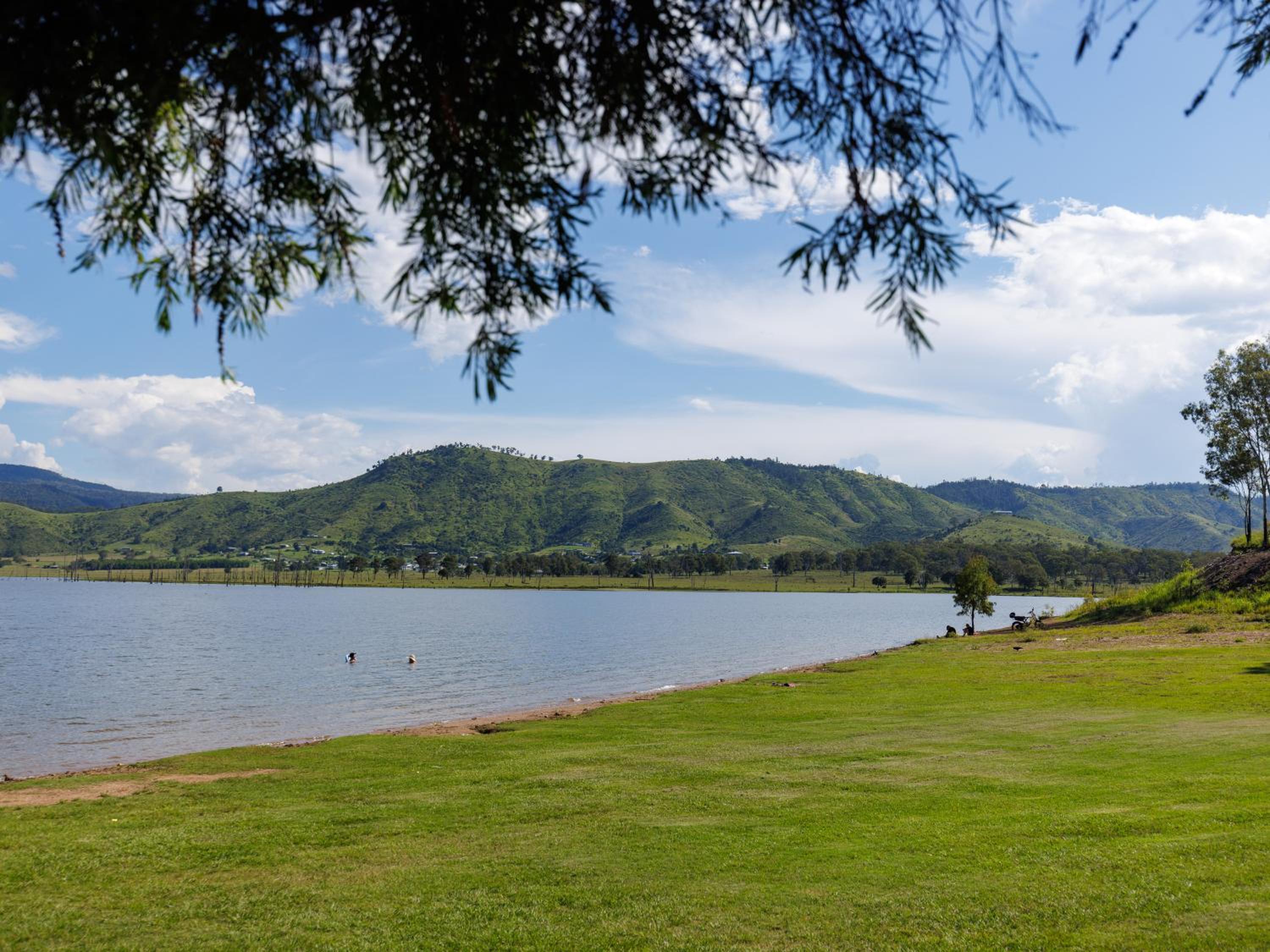 NRMA Lake Somerset Holiday Park
