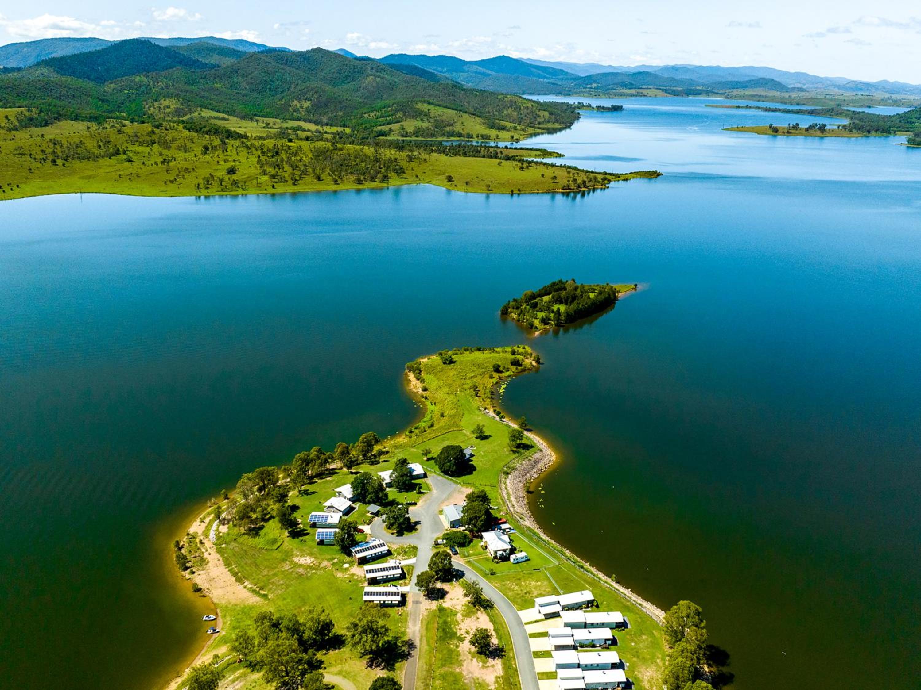 NRMA Lake Somerset Holiday Park