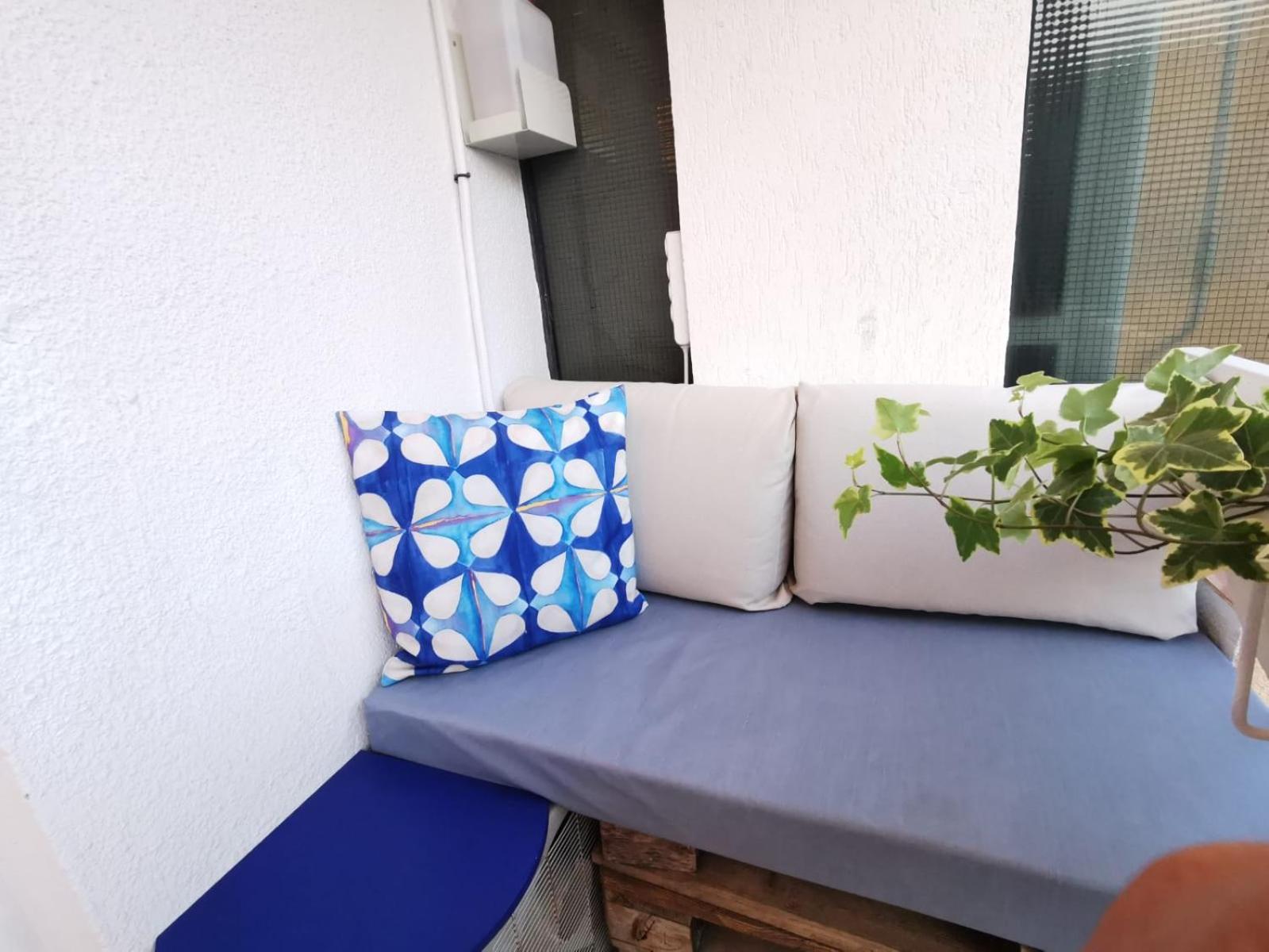 Casa blue fish