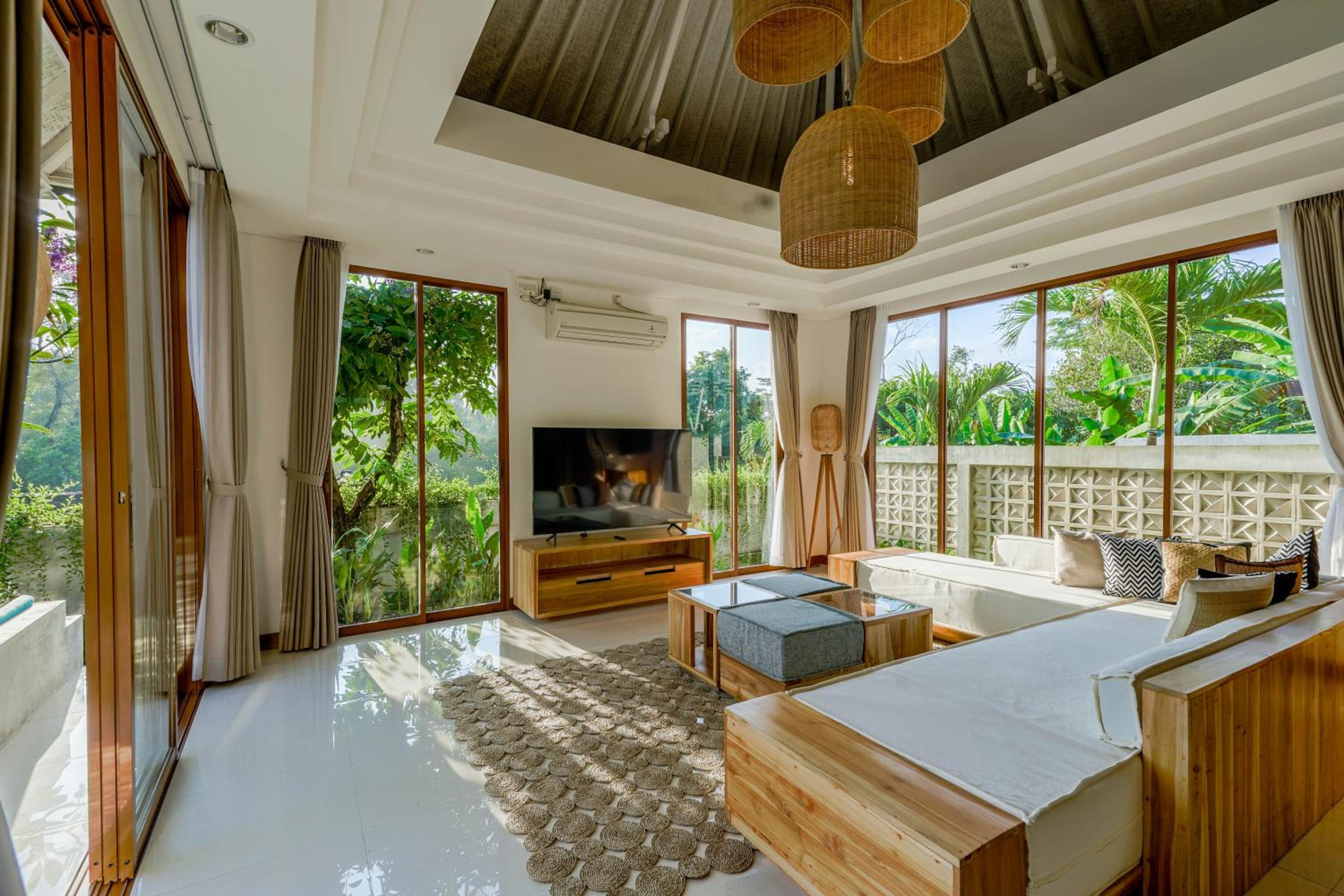 Santhosa villa Nyanyi By Bali Grow Management - Image 2
