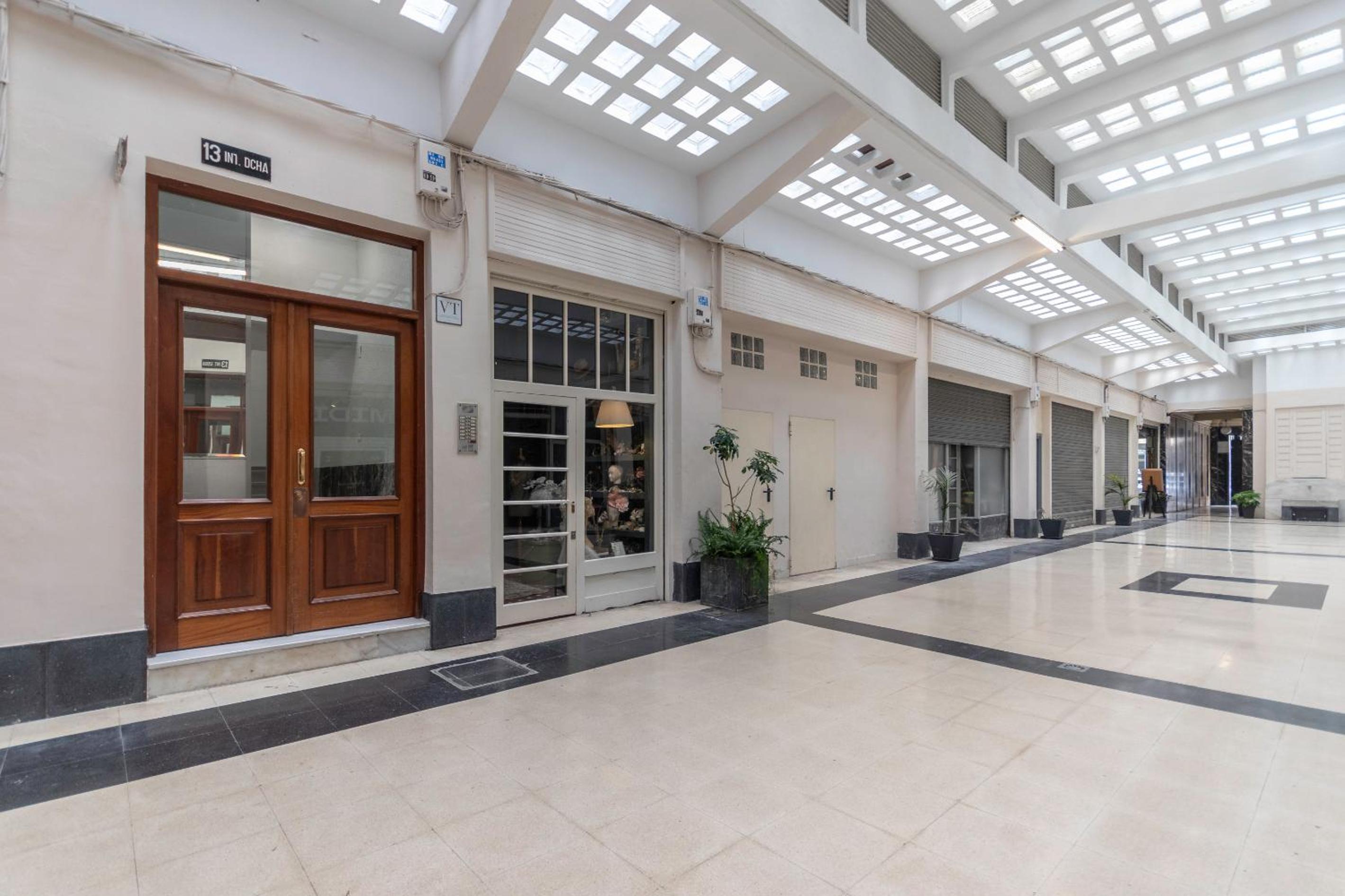 Espacioso y acogedor en el Centro Azkuna