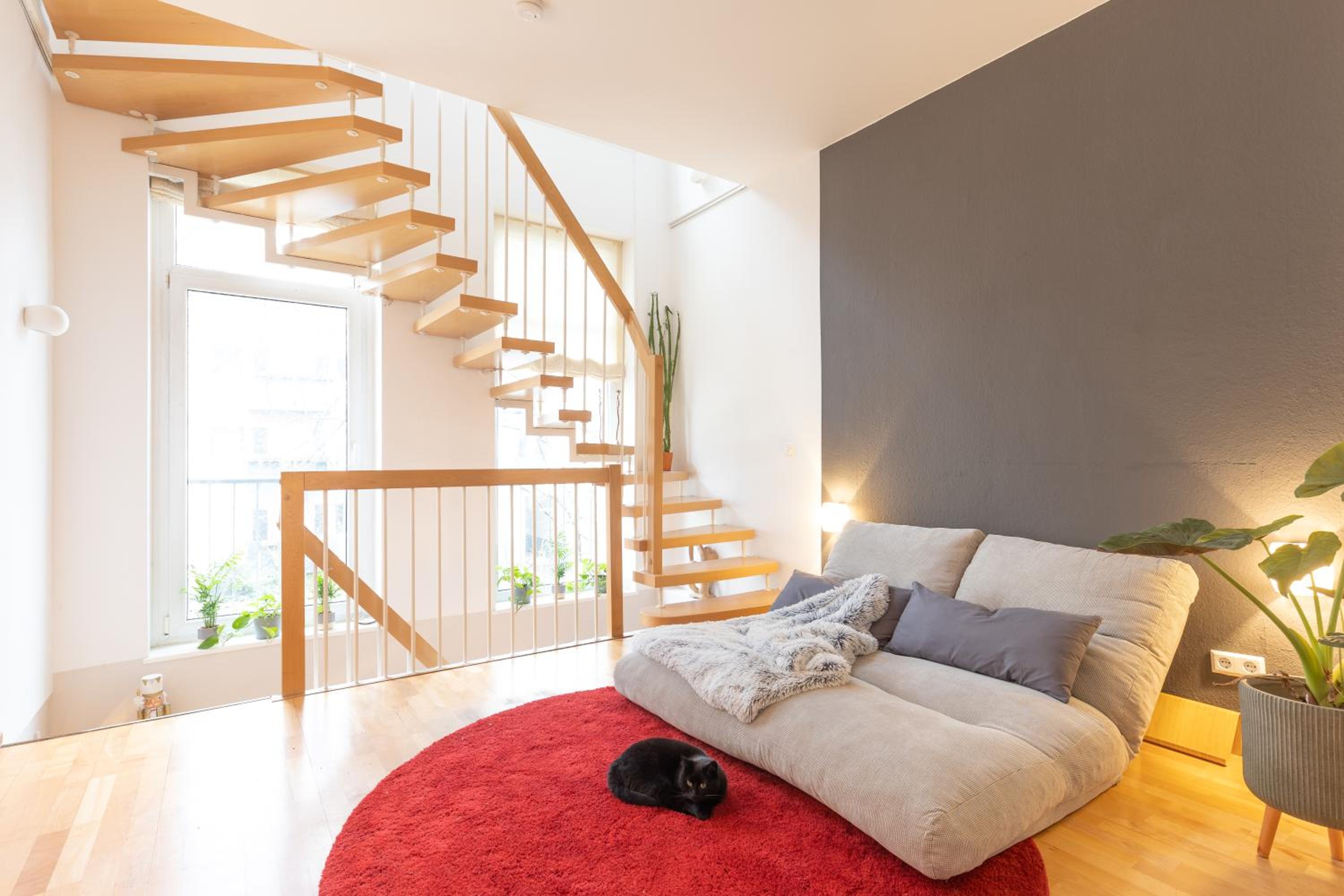 Luxury Townhouse with private sauna - a central oasis