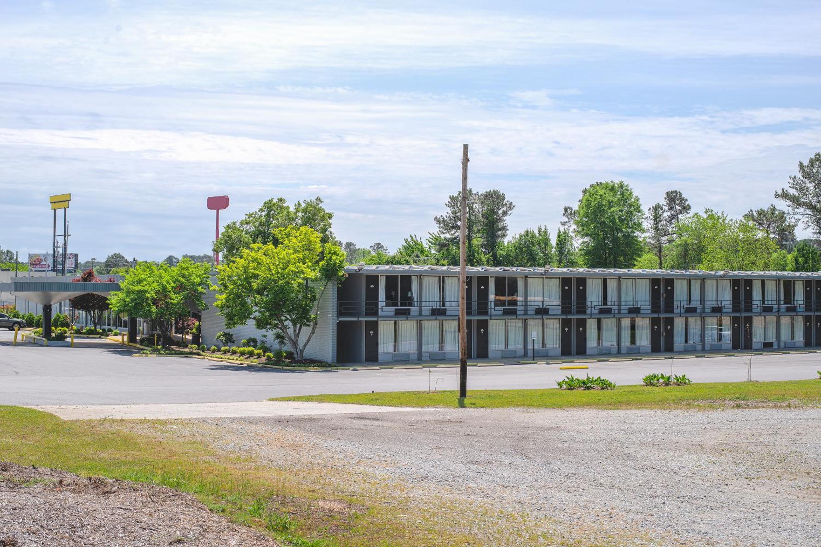 Masters Inn Selma Smithfield I-95 By OYO