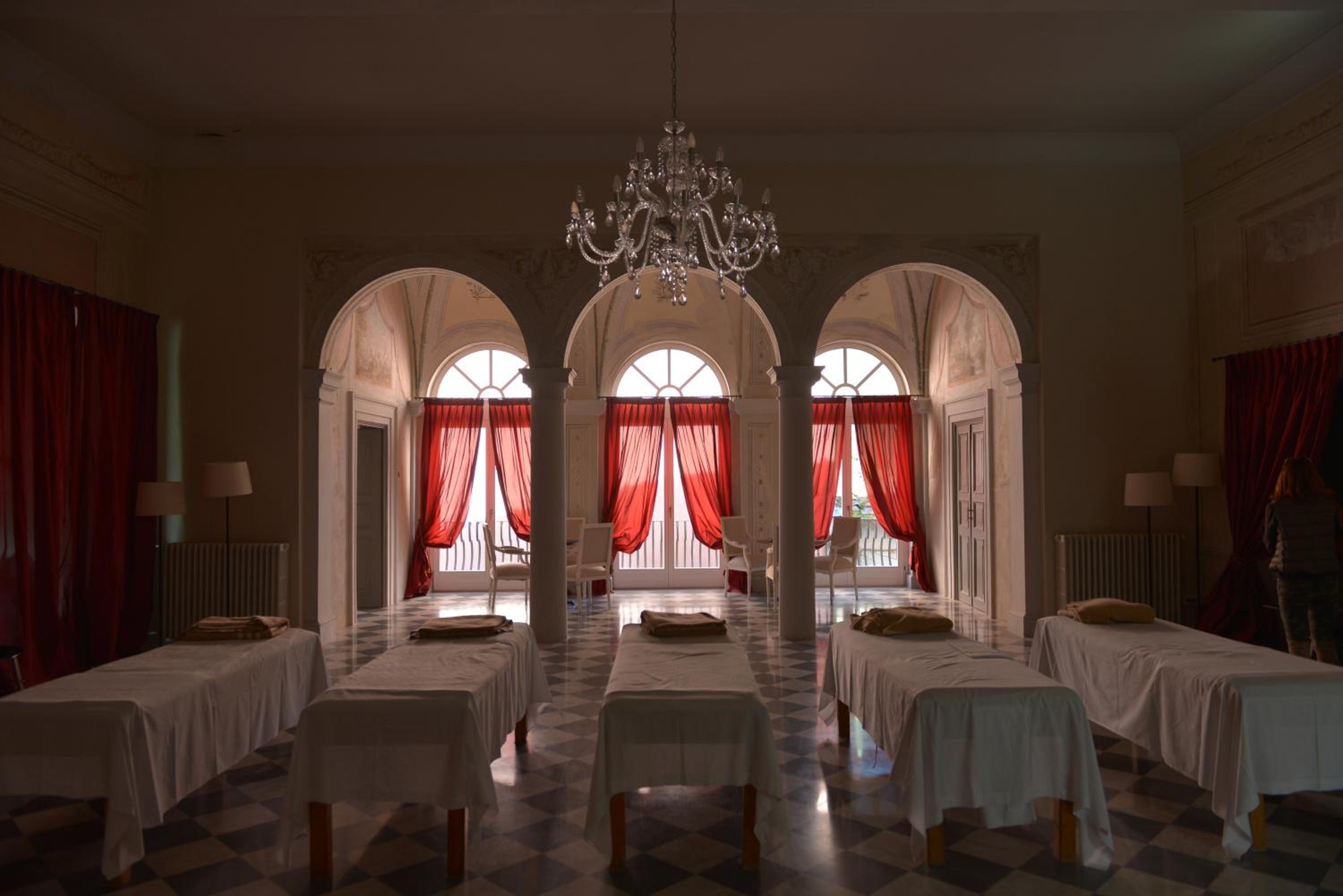 Villa Lucchesi