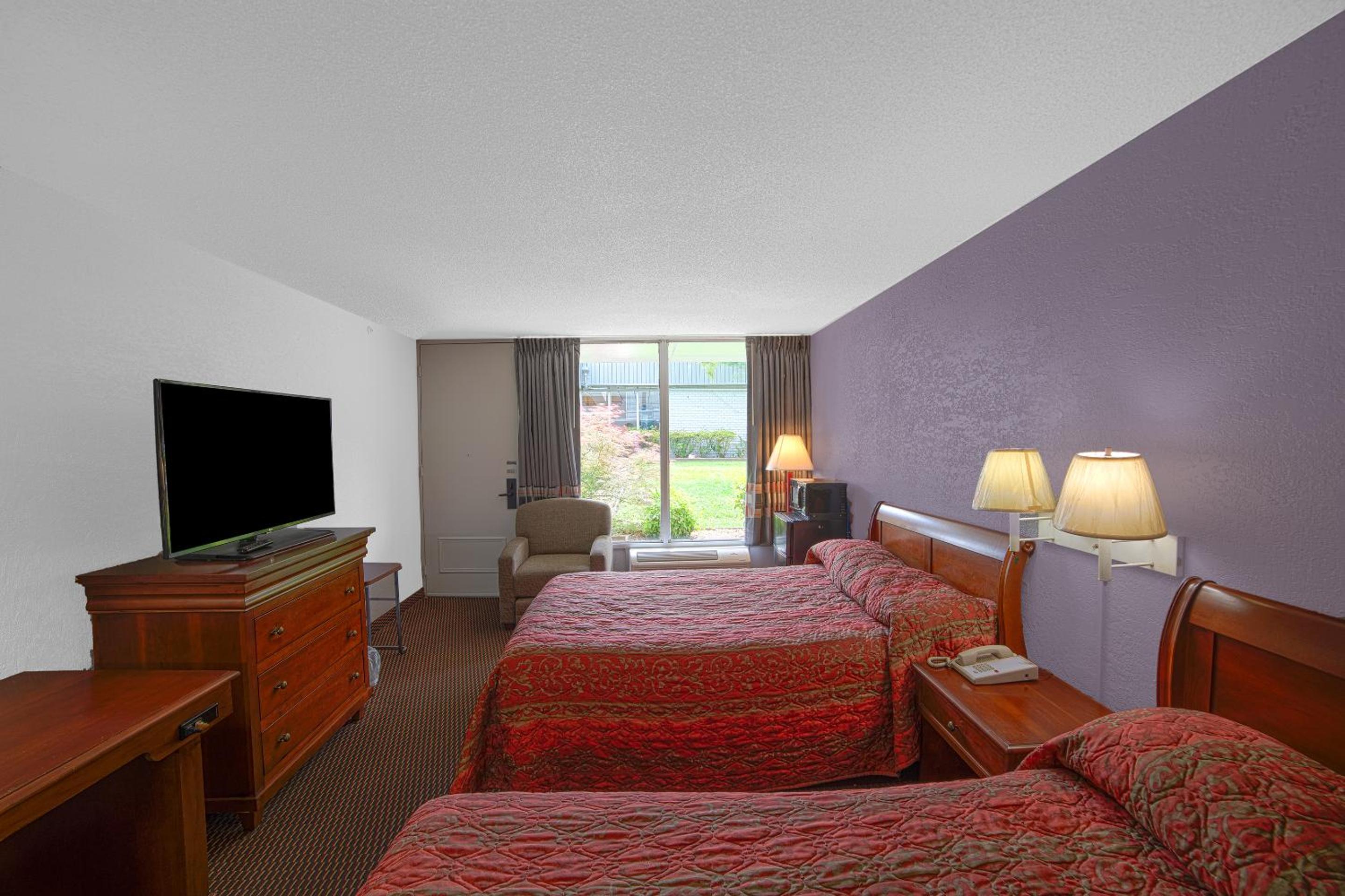 Masters Inn Selma Smithfield I-95 By OYO