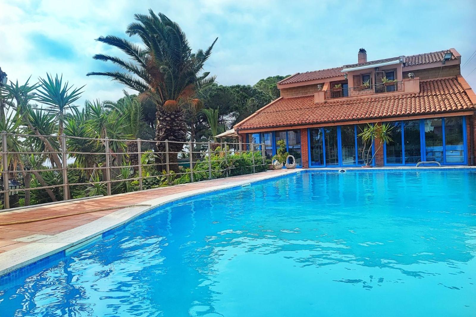 Villa Vella view 2