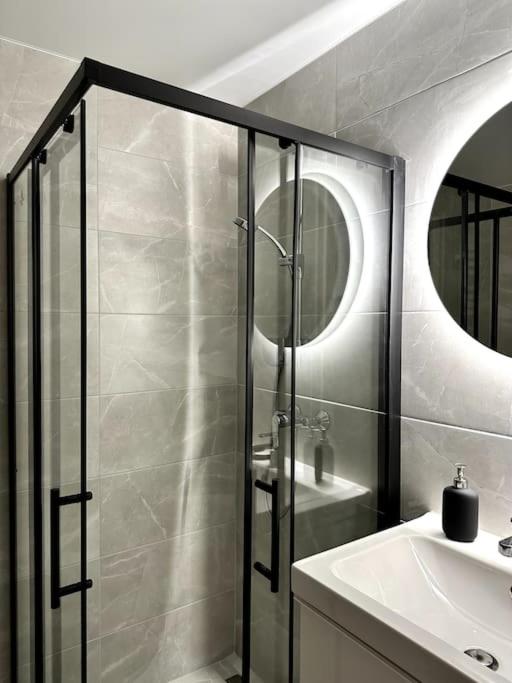 Wolfie Apartment, City Center view 4