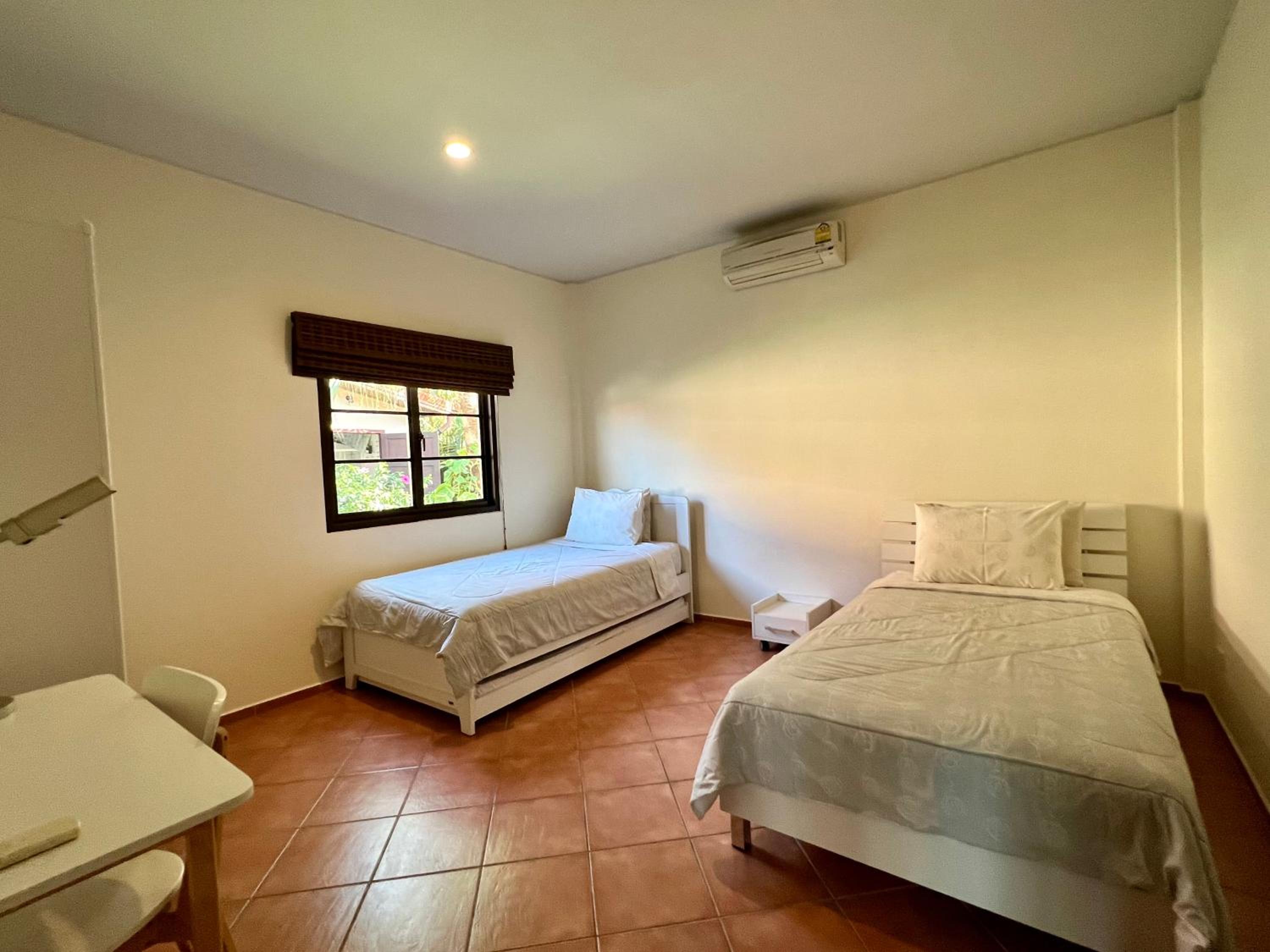 Sea Breeze House view 5