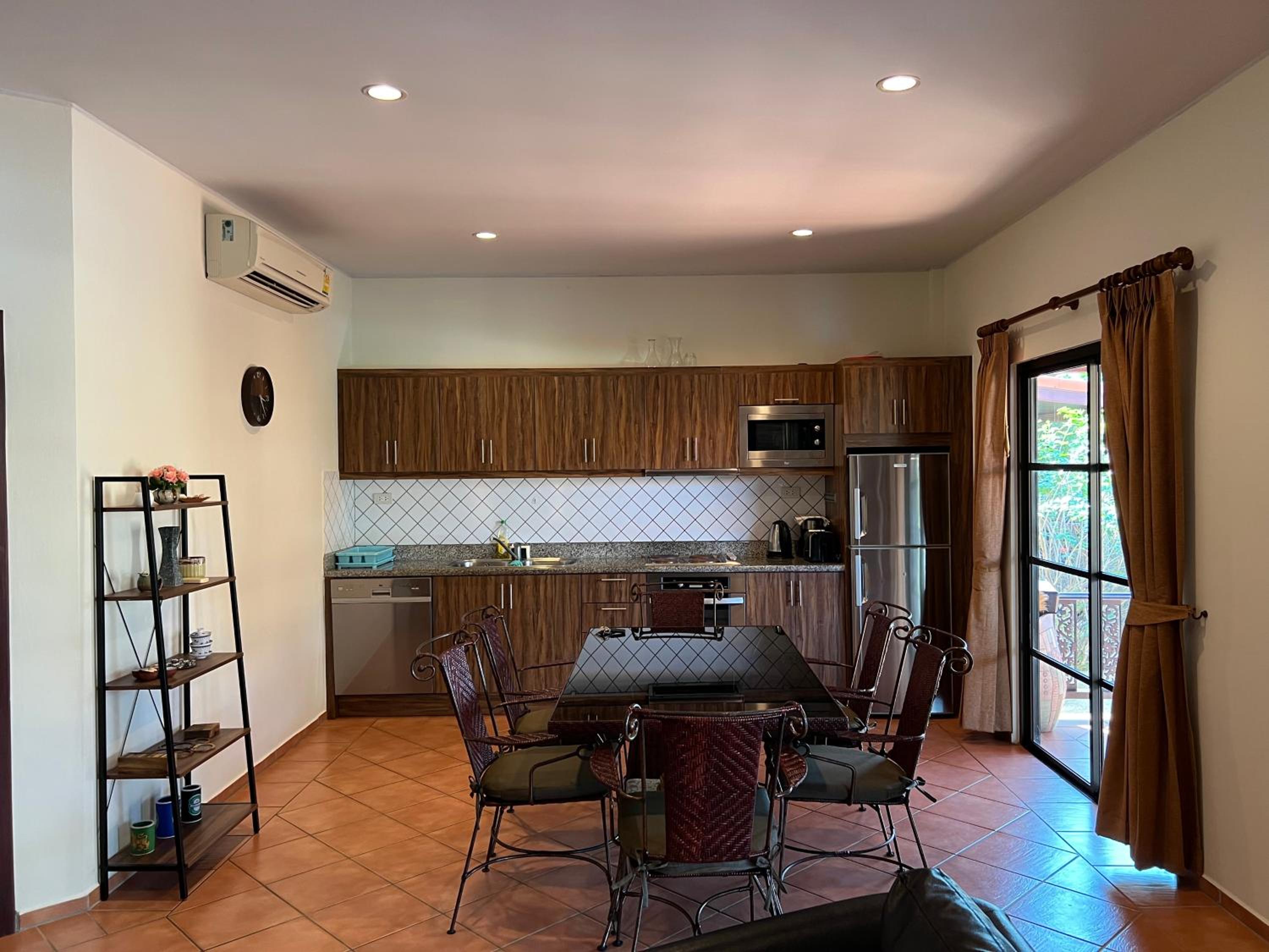 Sea Breeze House view 3