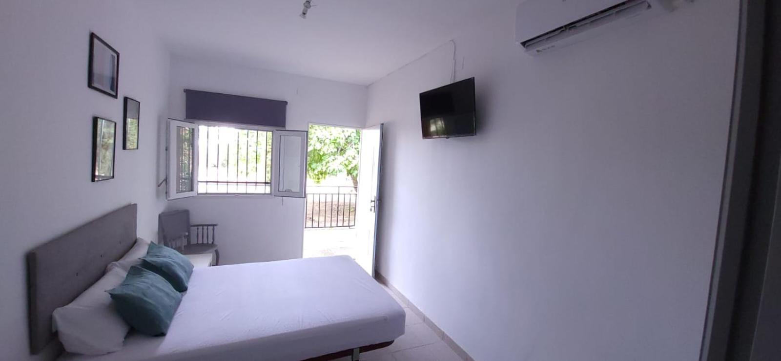 Hostal Restaurante San Martin de Montalban view 3