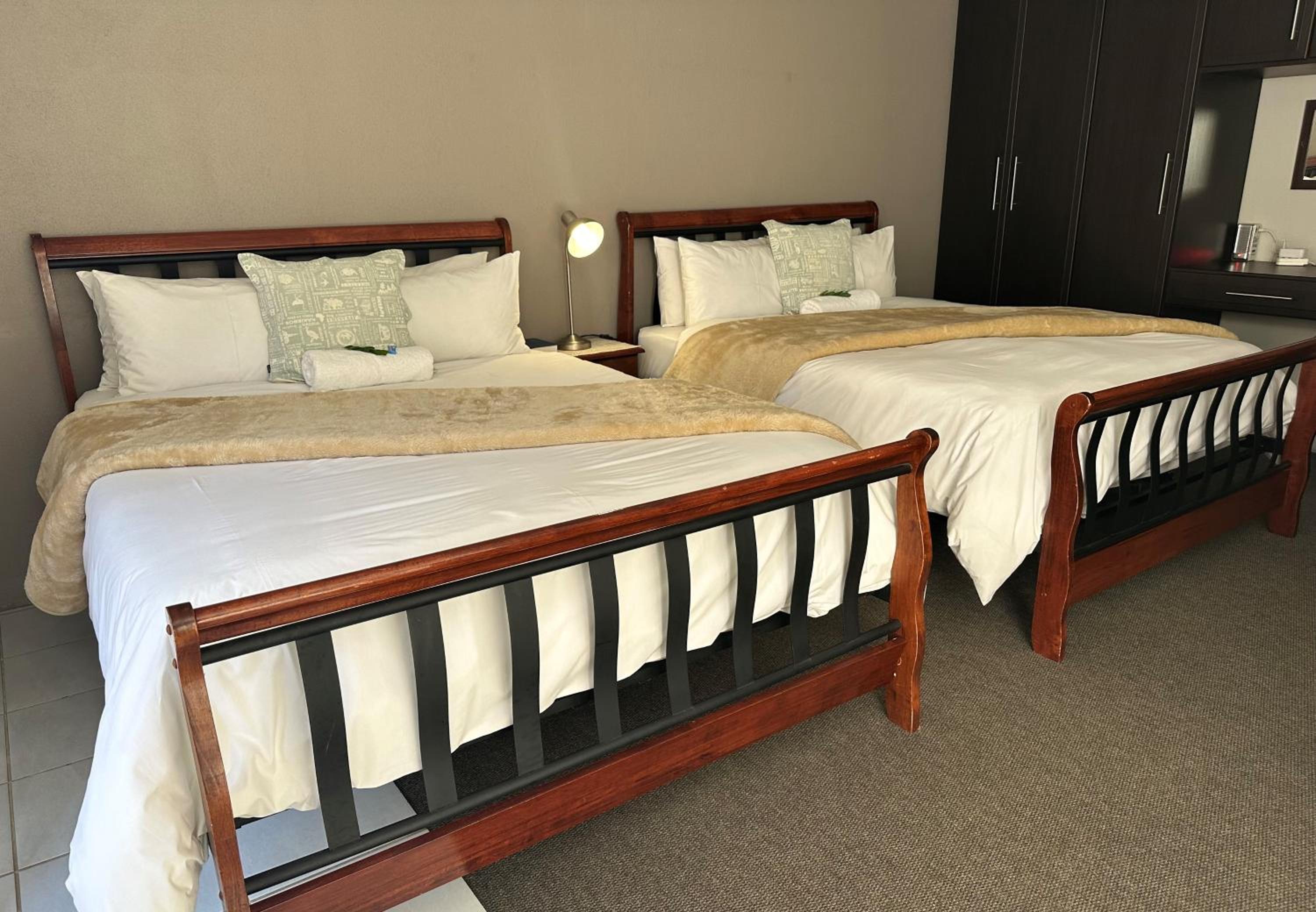 Fin and Feather Guest Lodge