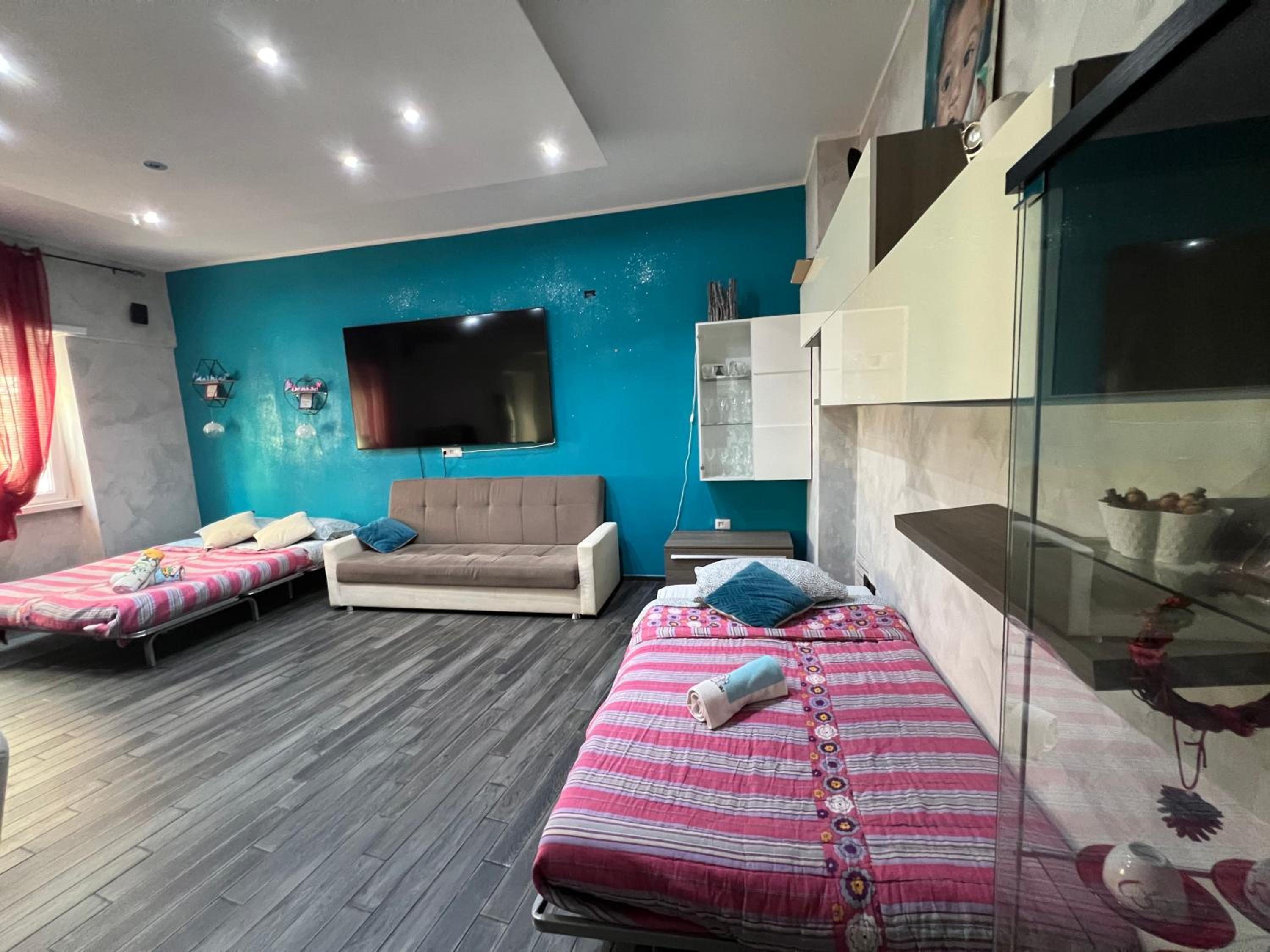 Nathan House,Teano en Rome — hotel room