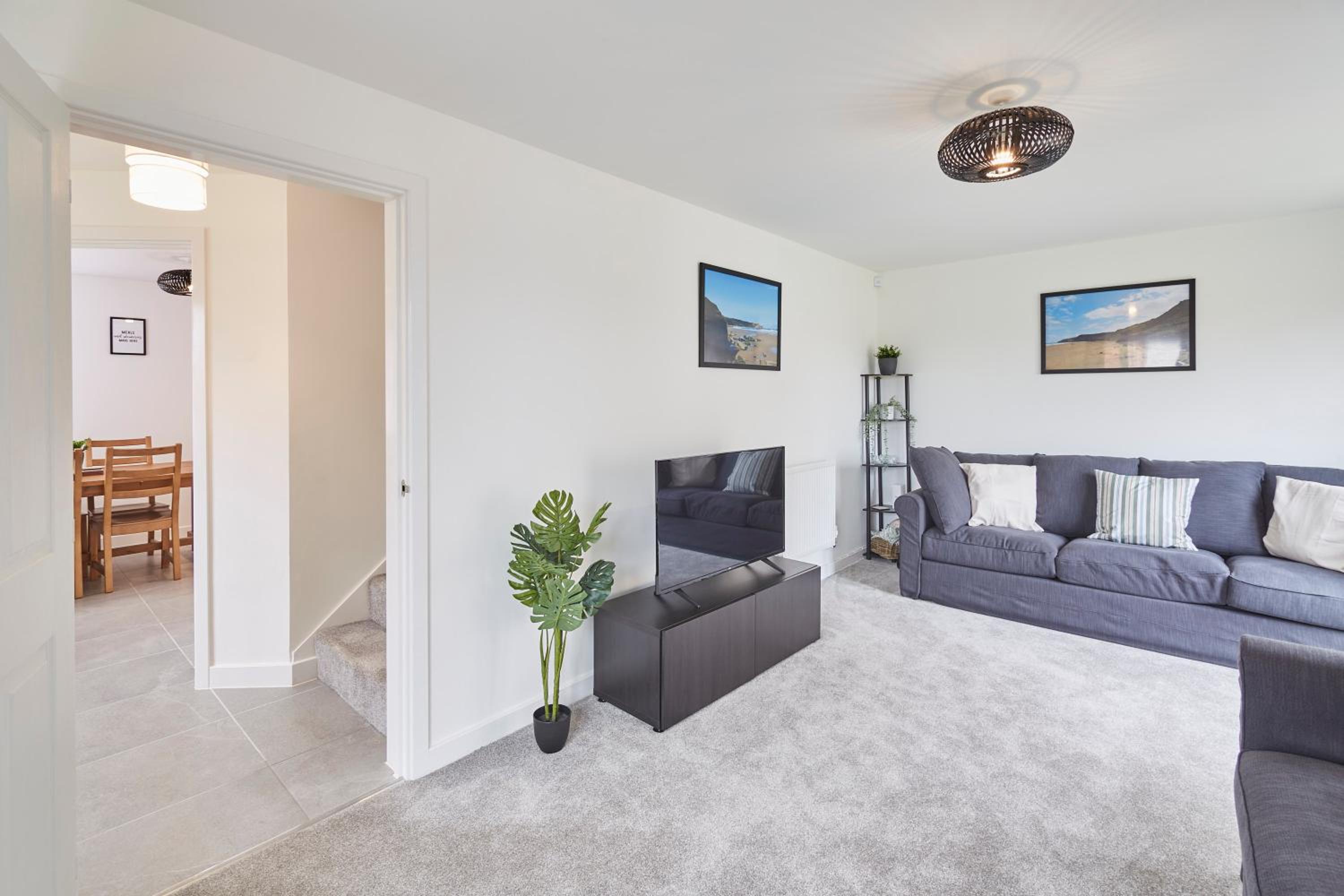 Host & Stay - Cayton Bay Cottage view 2