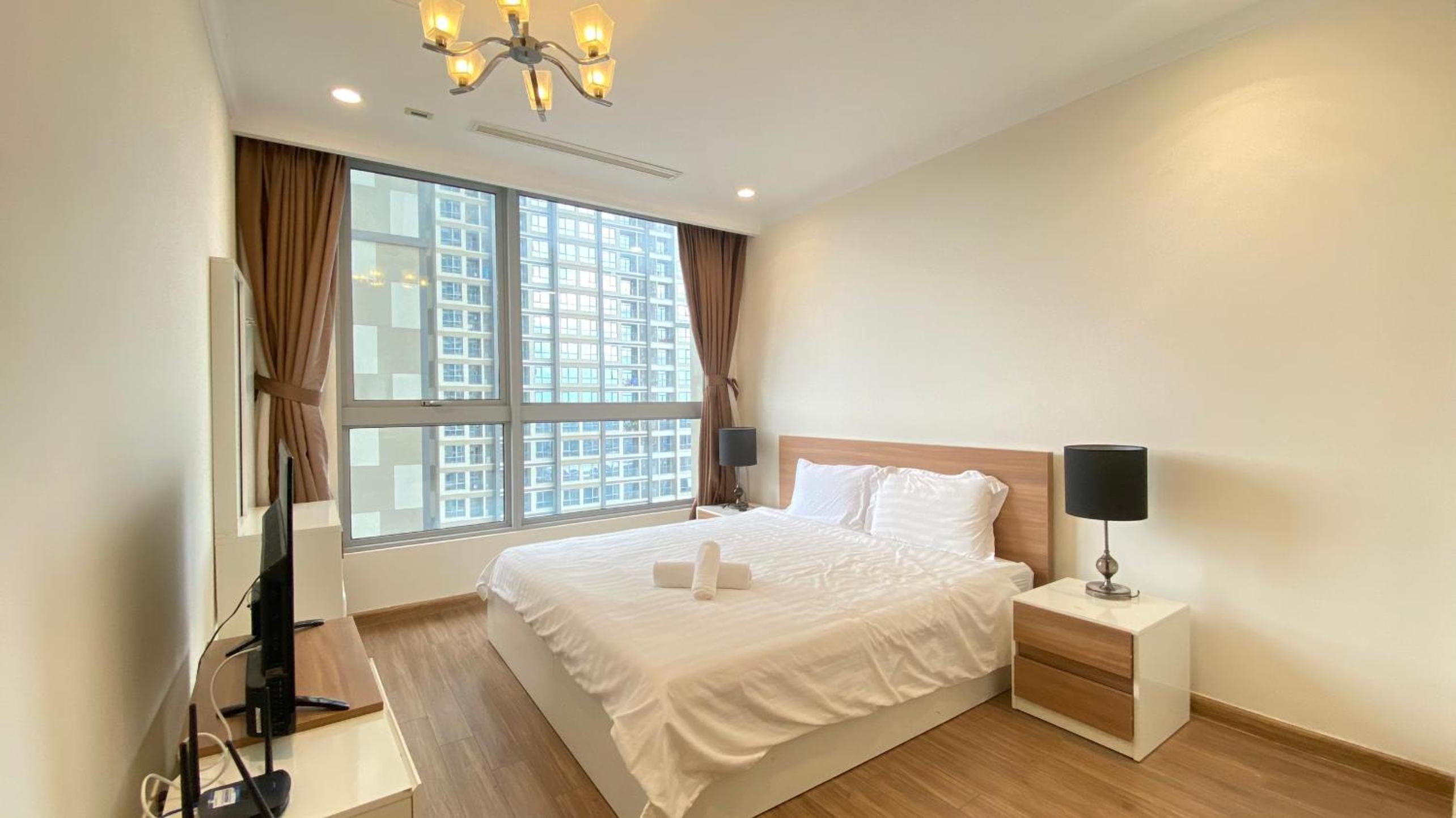 123 Apartment in Vinhomes Central Park - Landmark 81 area