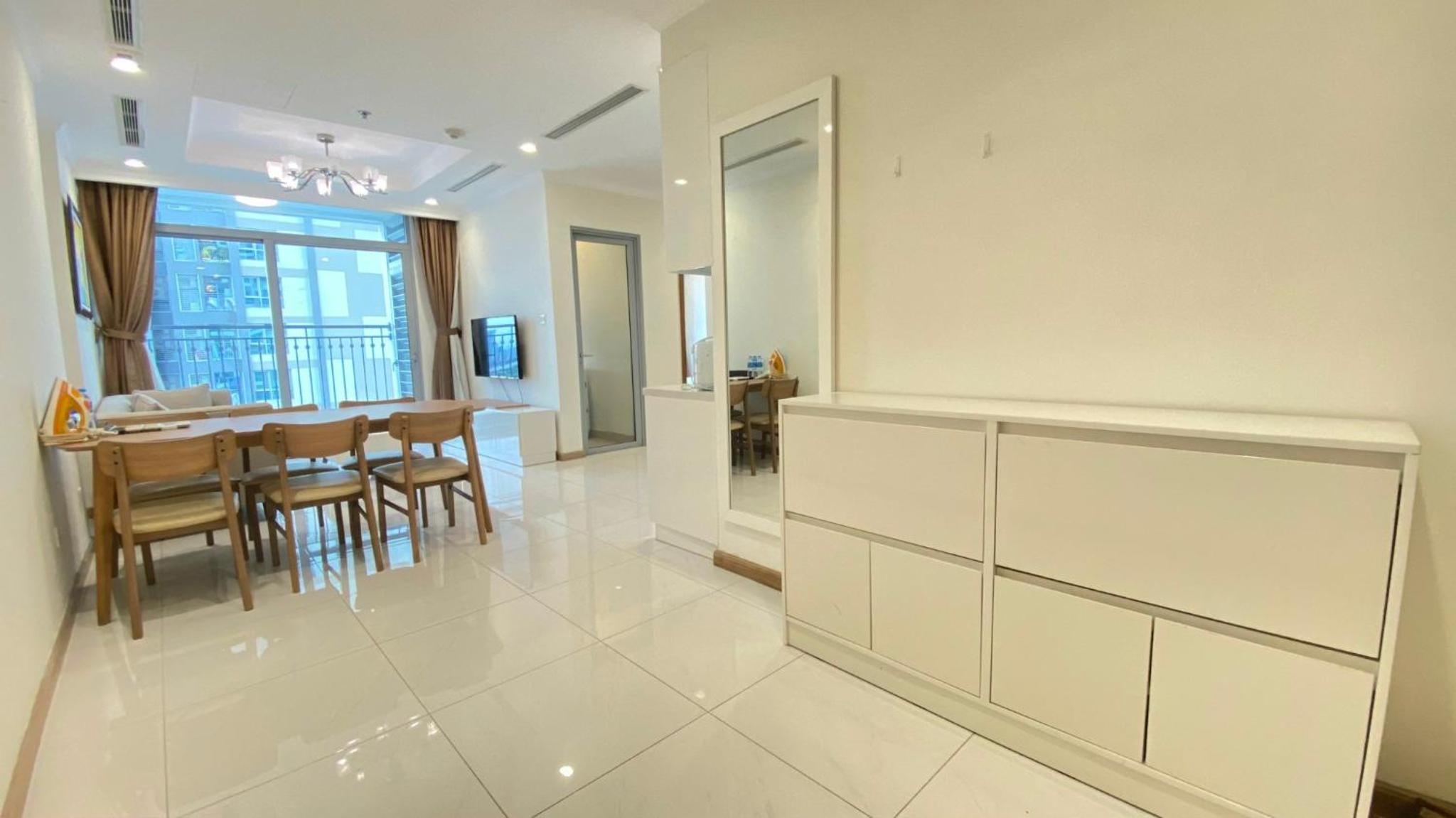 123 Apartment in Vinhomes Central Park - Landmark 81 area