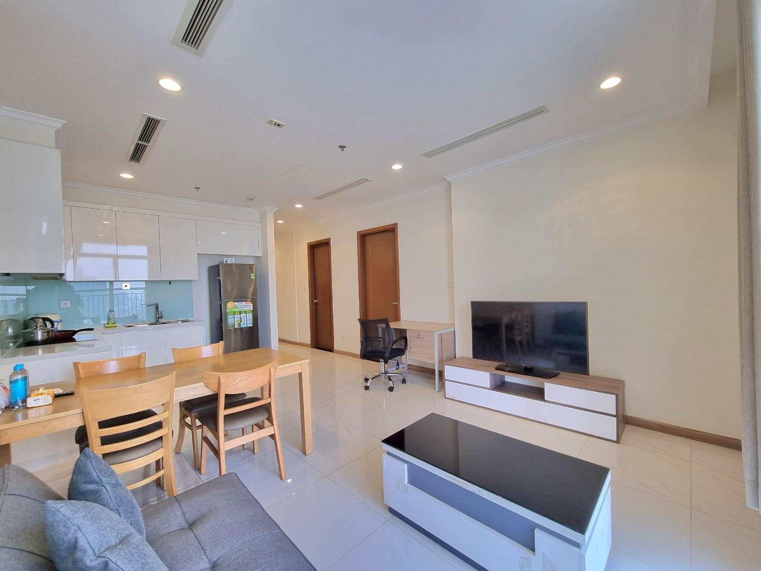 123 Apartment in Vinhomes Central Park - Landmark 81 area