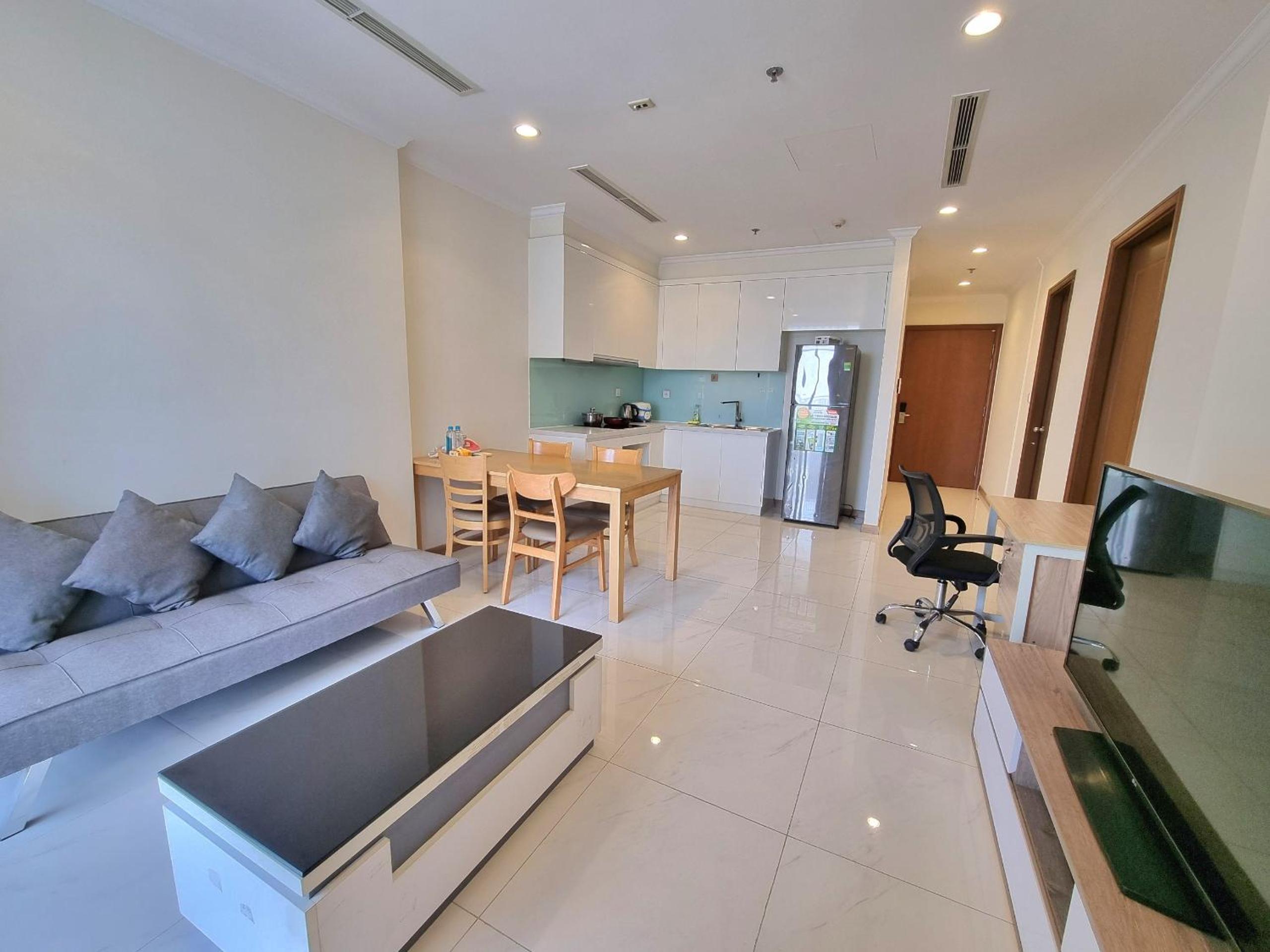 123 Apartment in Vinhomes Central Park - Landmark 81 area