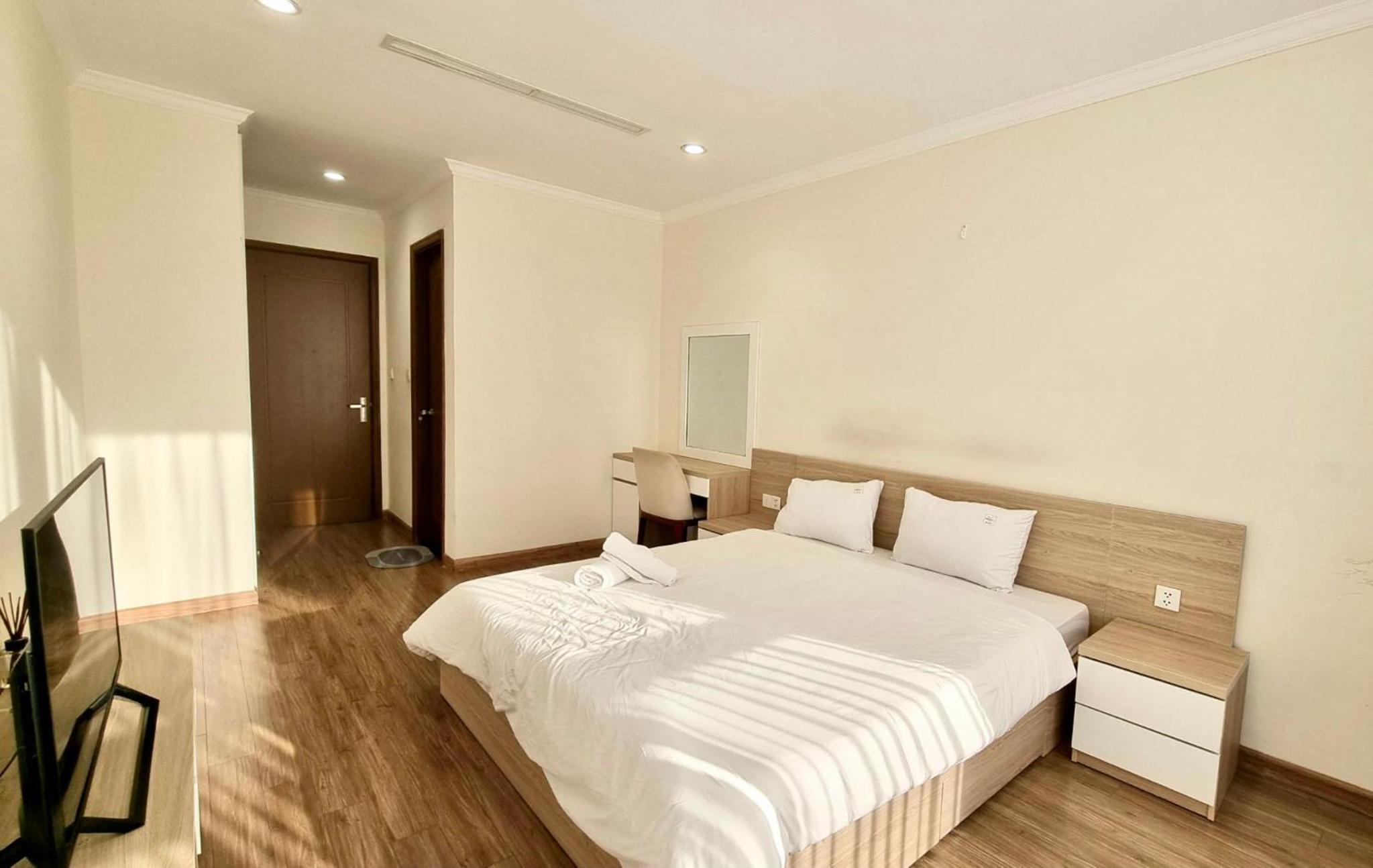 123 Apartment in Vinhomes Central Park - Landmark 81 area