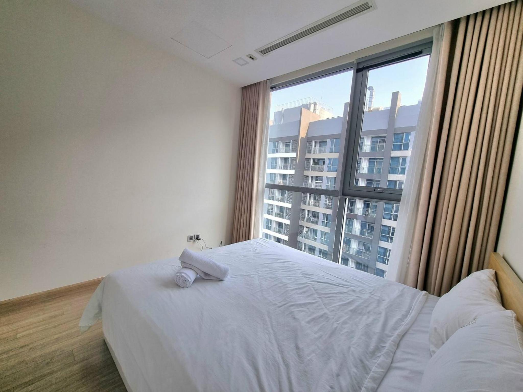 123 Apartment in Vinhomes Central Park - Landmark 81 area