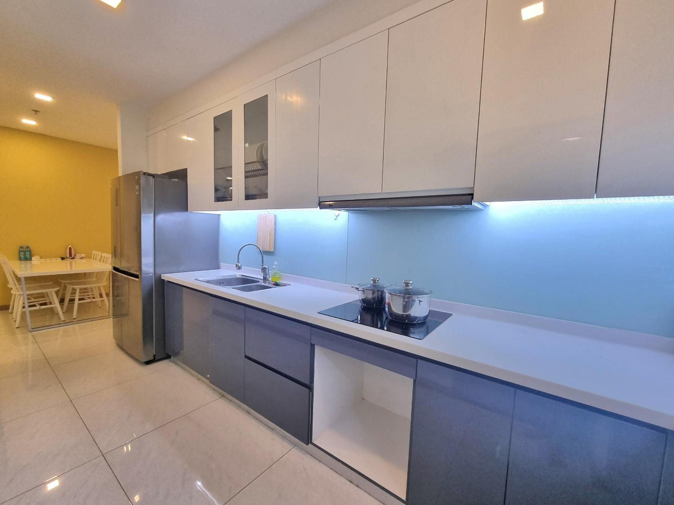 123 Apartment in Vinhomes Central Park - Landmark 81 area