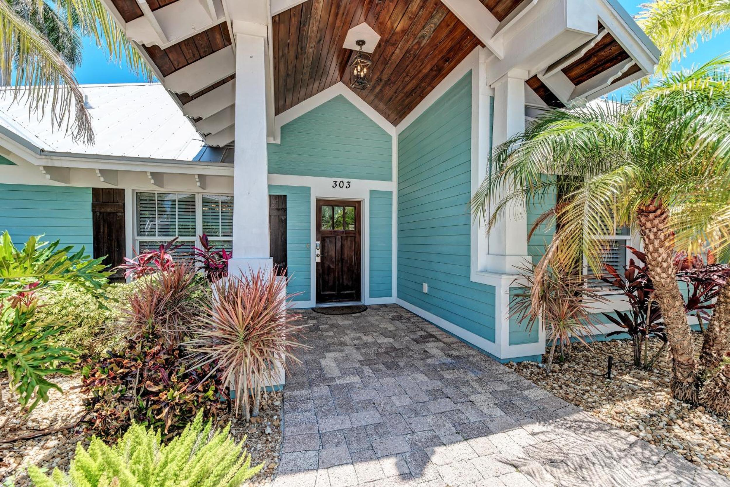 Conch Out Beach House managed by Beach Retreats view 4