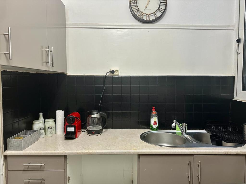 ATHENS 3br Riviera Alimos