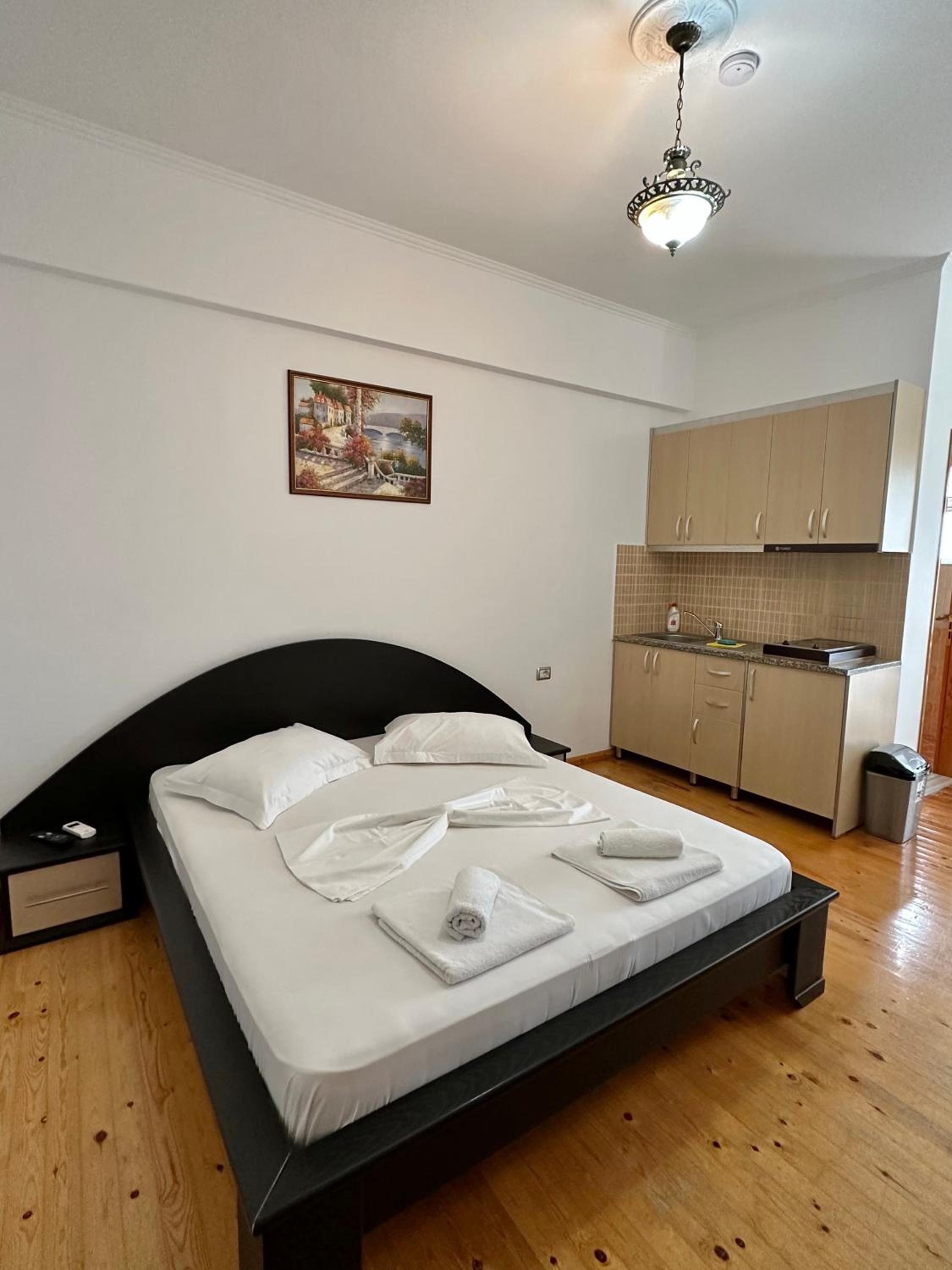 Brian Apartments