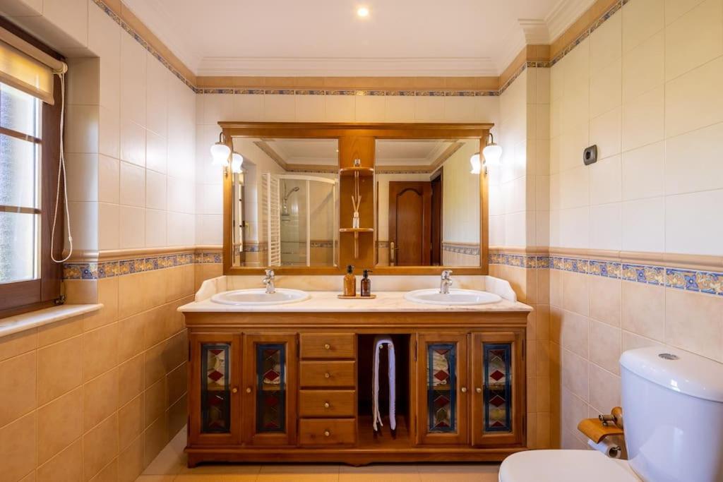 Luxury Classic Villa with Private Pool - Bom Jesus