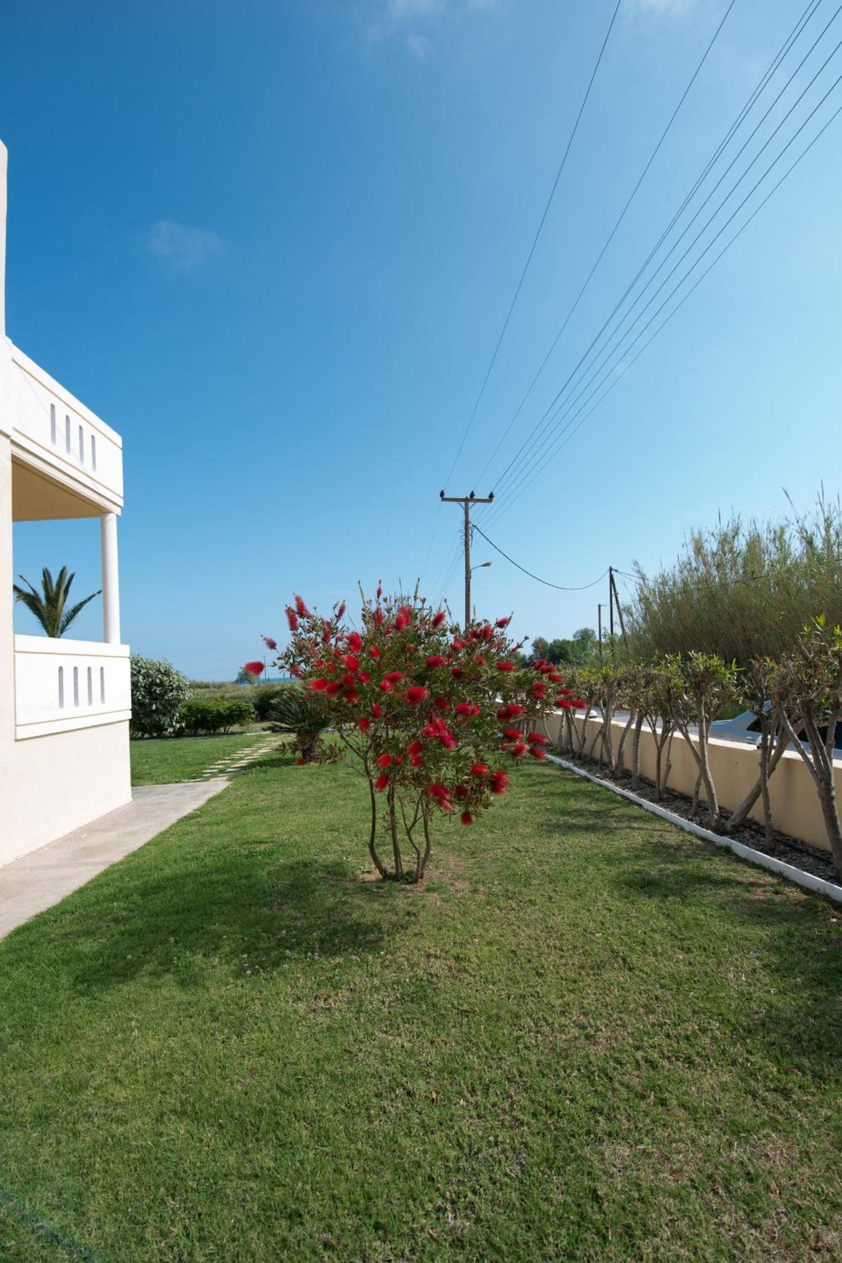 MARIHELEN APARTEMENTS