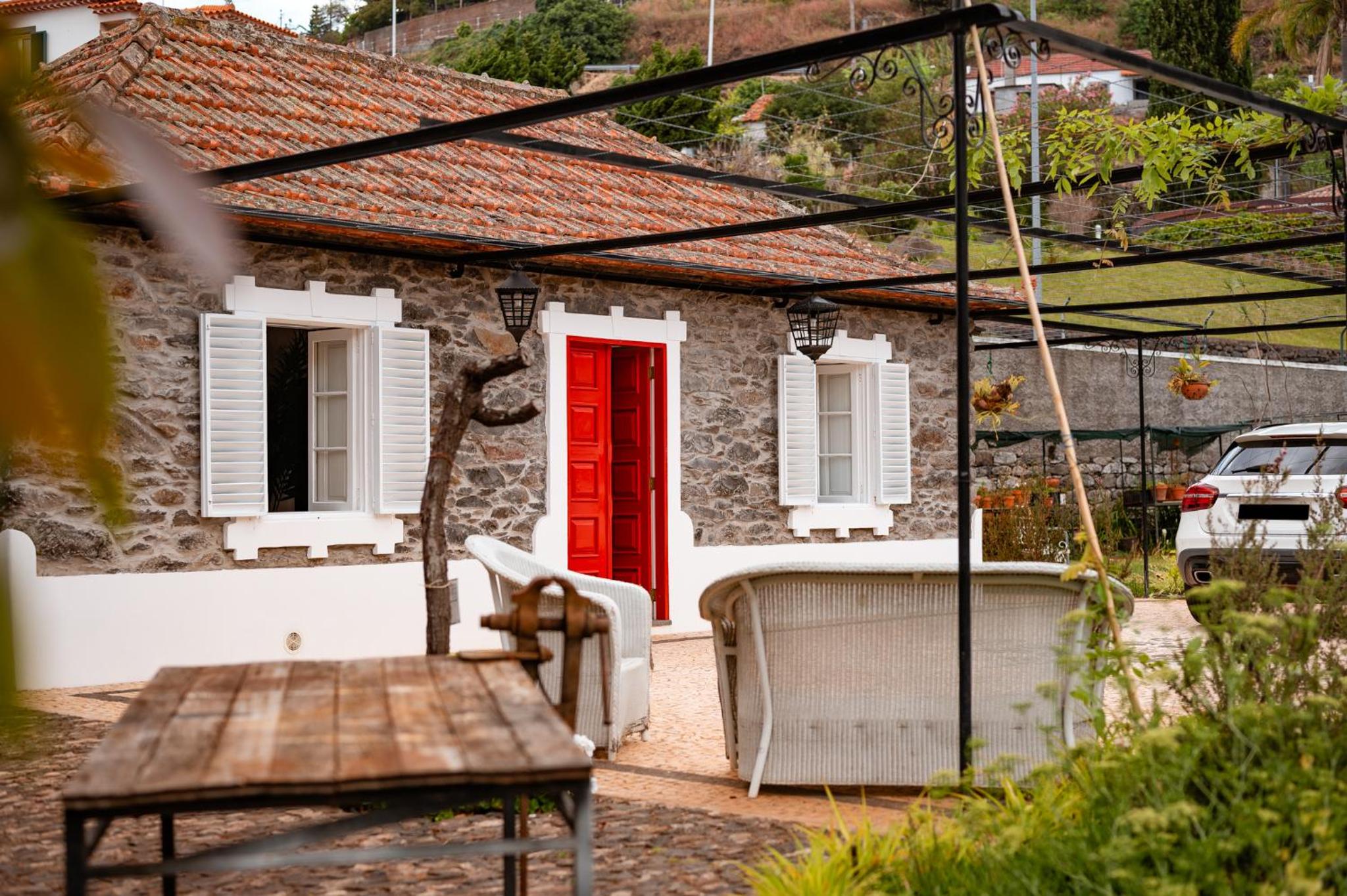 Madeira Loft II - FREE CAR view 2
