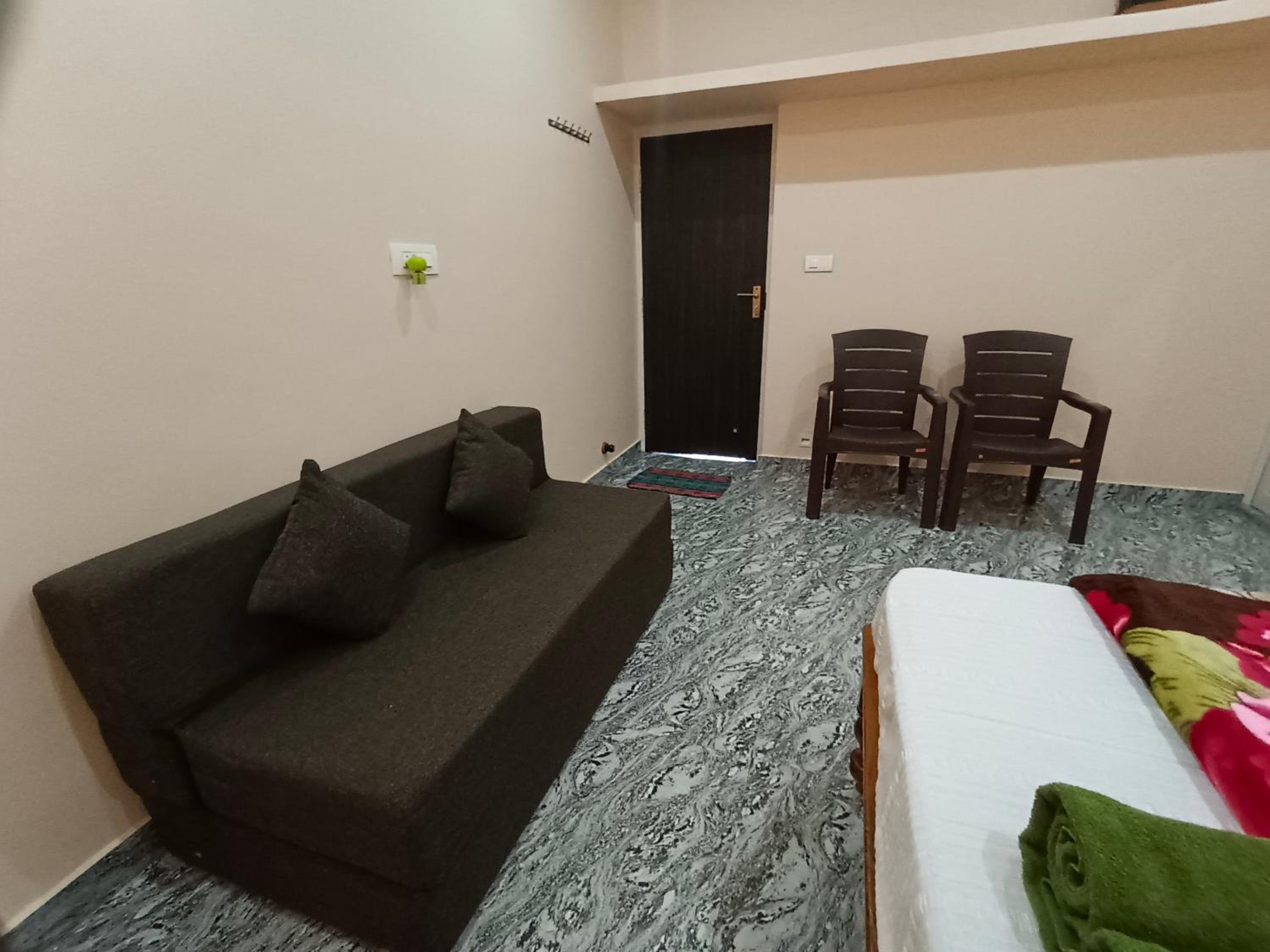 Nidagodu Homestay