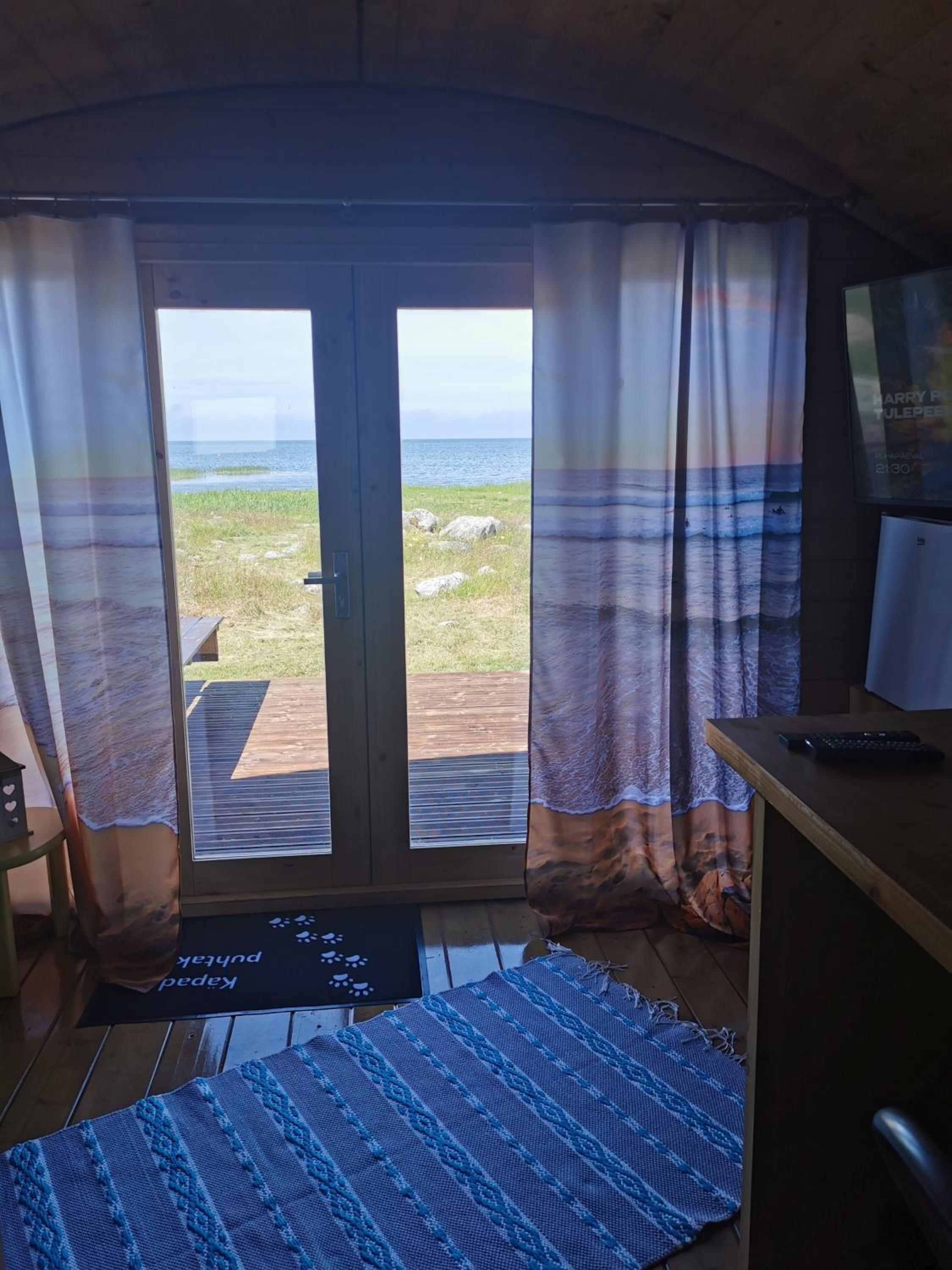 Manija saare süda - Manija island view 5